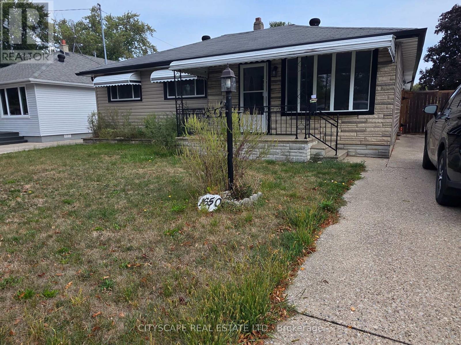 1650 Glendale Ave, Windsor, ON N8T 2N2