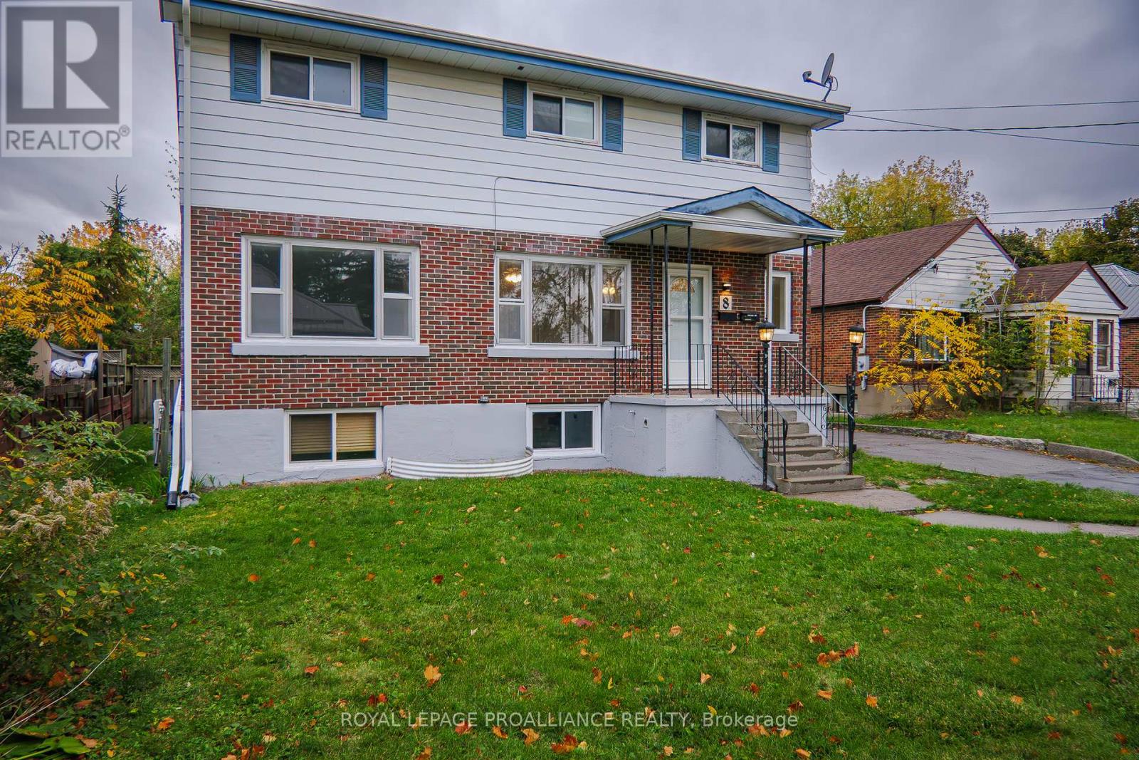 8 Reynolds Cres, Belleville, ON K8P 2E5