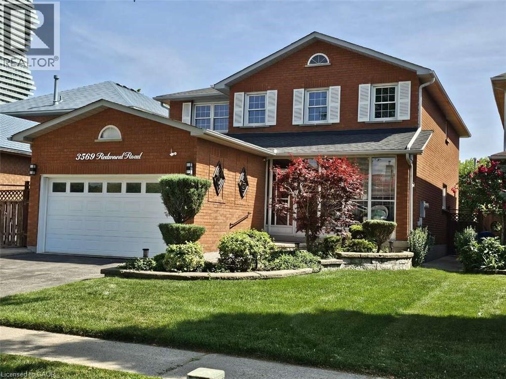 3569 Redmond Rd, Mississauga, ON L5B 3W2