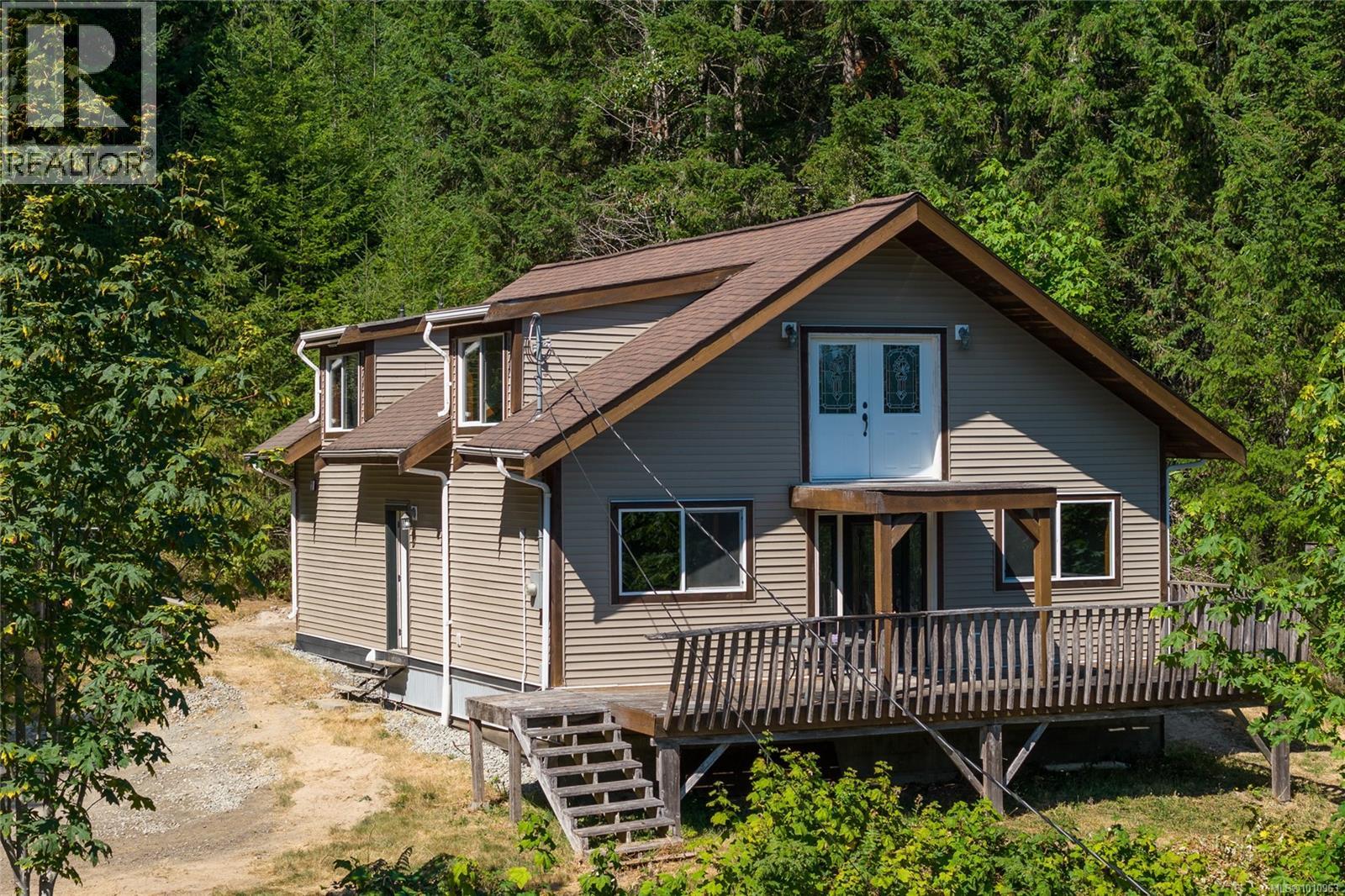 2031 Waring Rd, Nanaimo, BC V9X 1V1