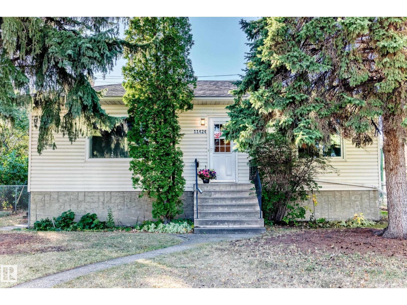 105 St Nw Unit 11424, Edmonton, AB T5G 2M8