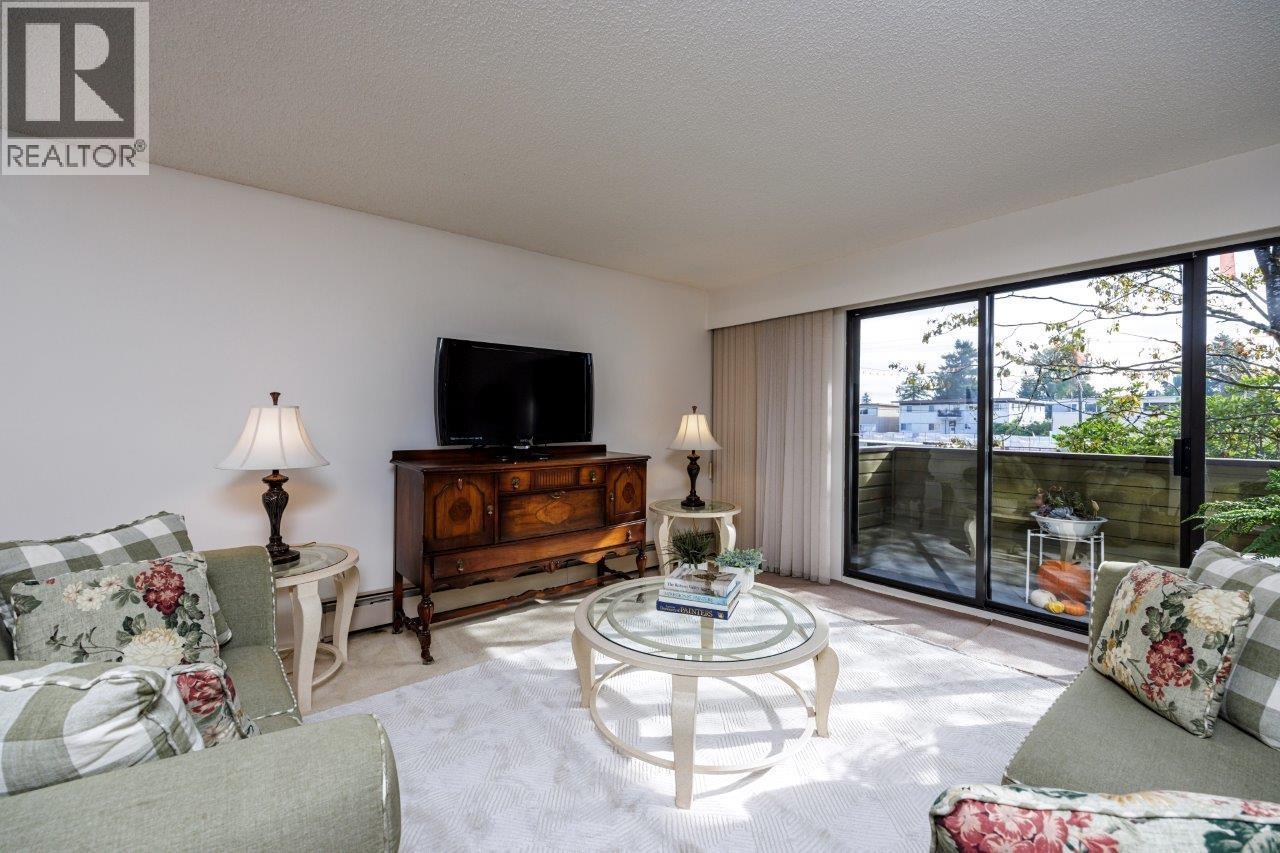 6669 Telford Avenue Unit 213, Burnaby, BC V5H 4A1