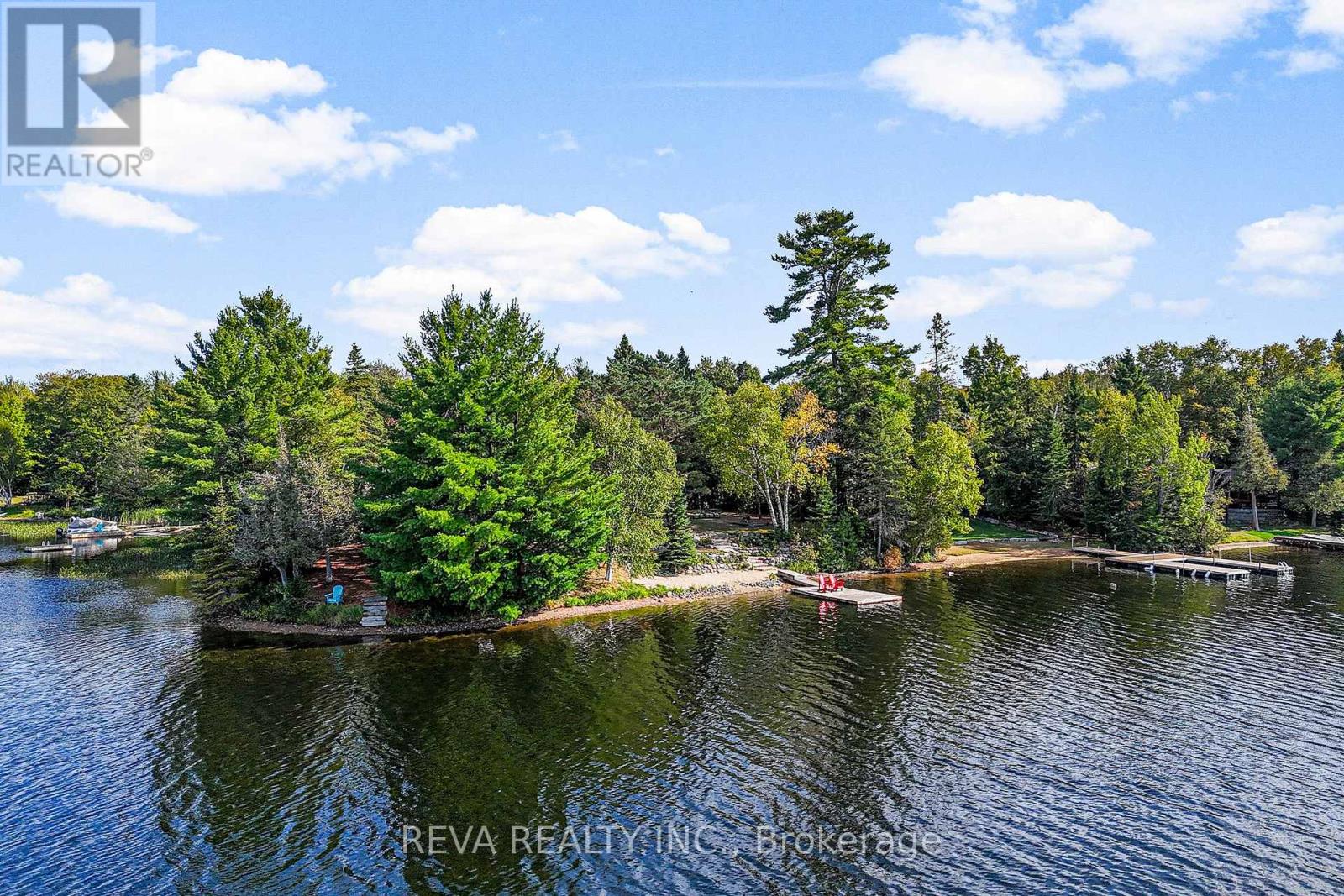 32 Lake View Ln, Faraday, ON K0L 1M0