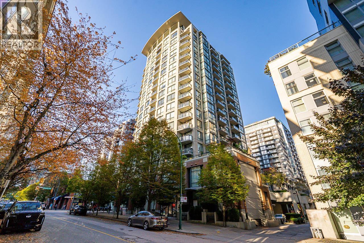 555 Helmcken St, Vancouver, BC V6B 5H7