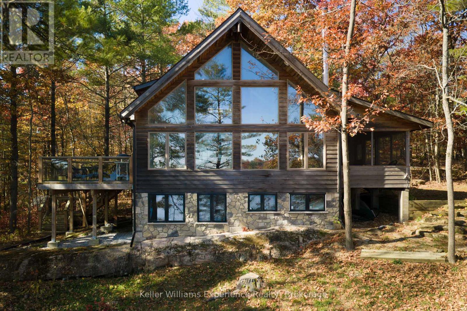 1317 W Lionshead Rd, Gravenhurst Wood Gravenhurst, ON N0H 1W0