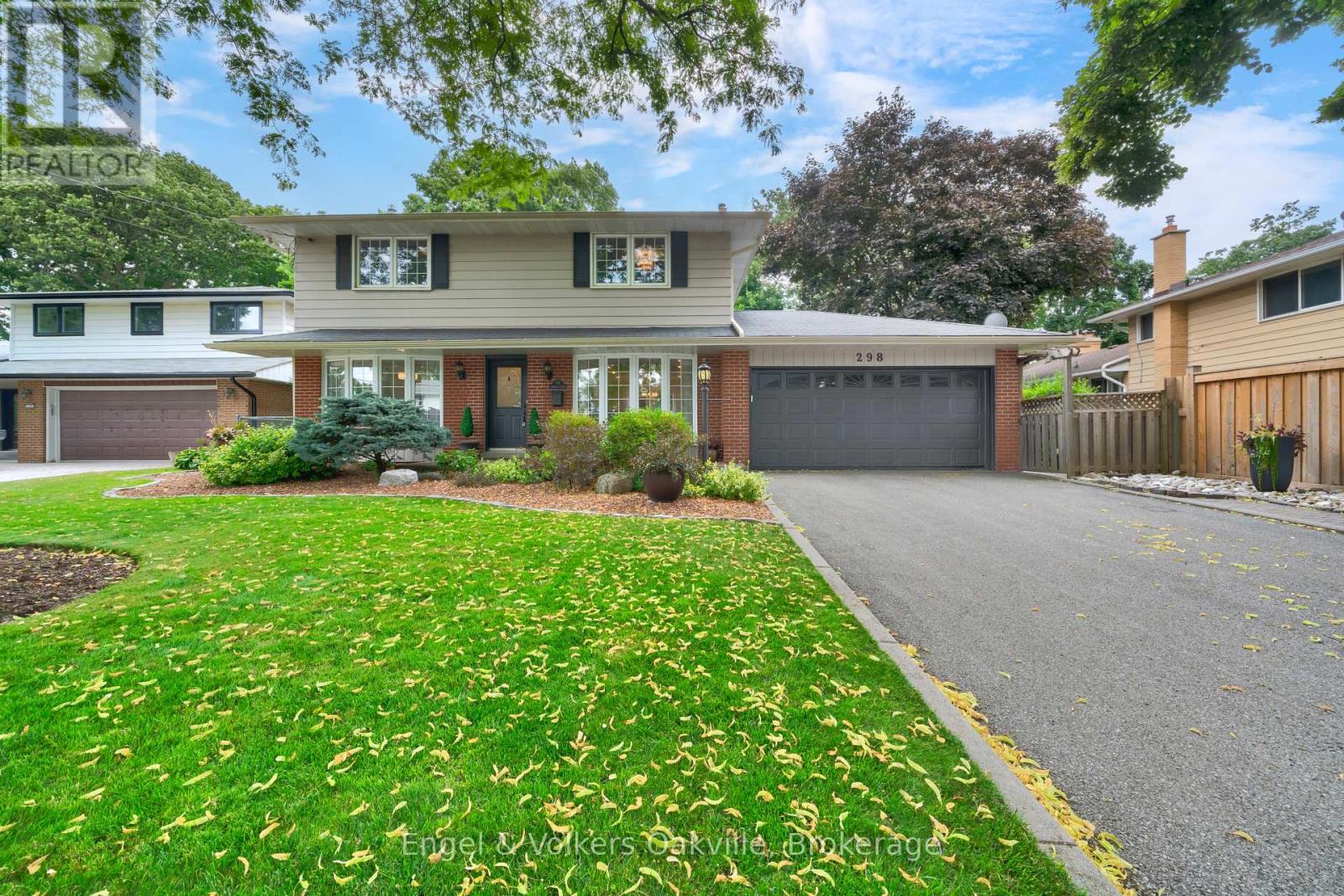 298 Edrich Ct, Mississauga, ON L5A 1R3