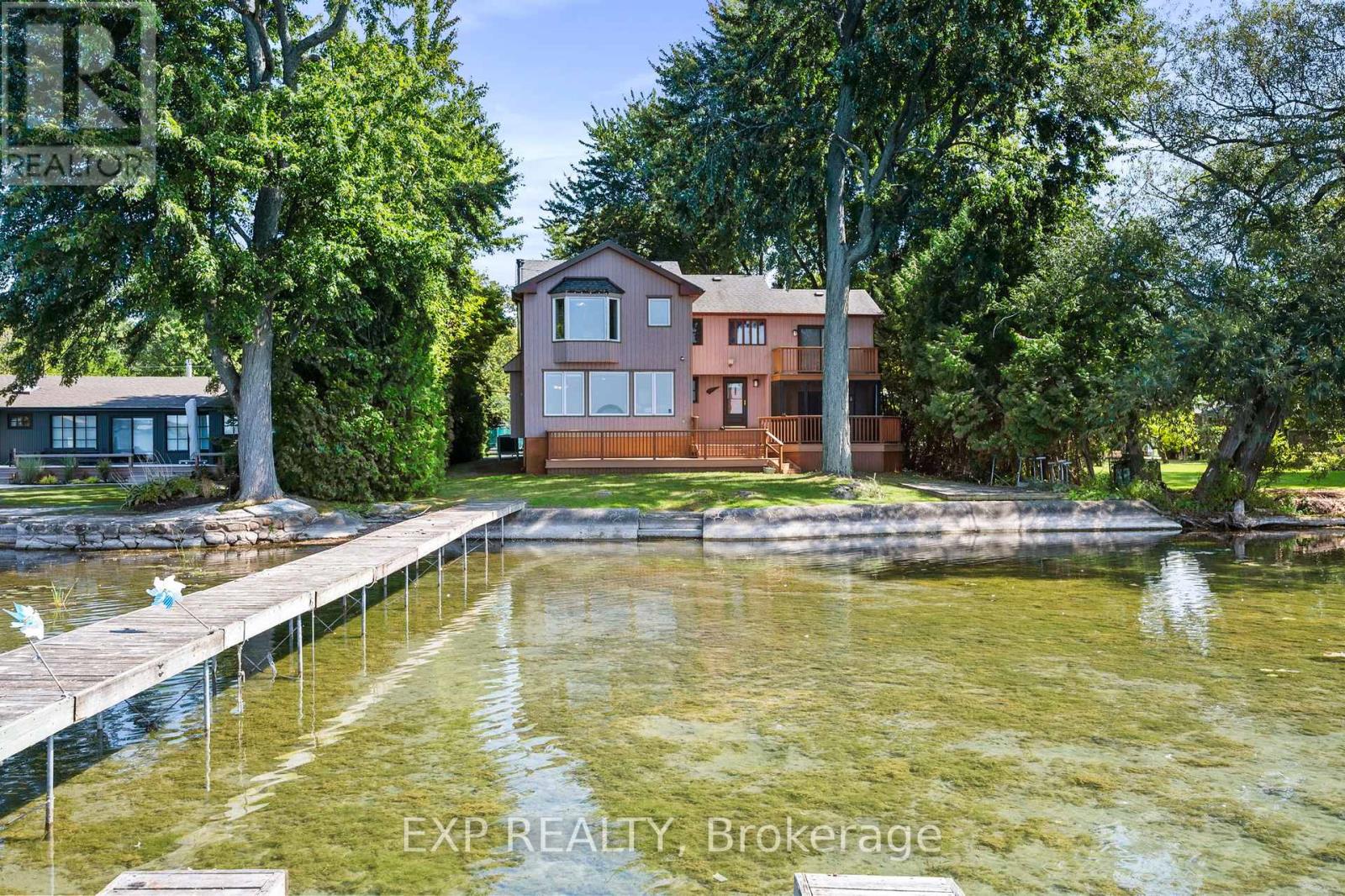 582 Duclos Point Rd, Georgina, ON L0E 1N0