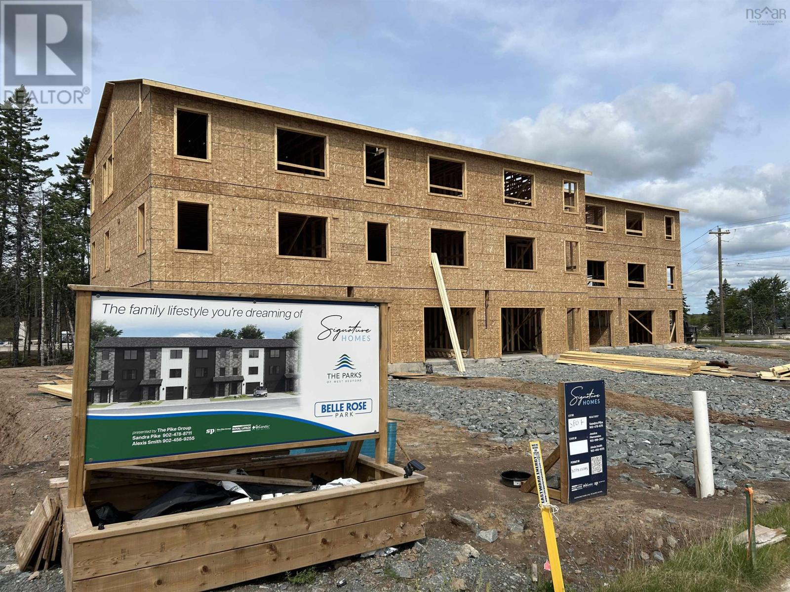 B 140 Stephs Street, Bedford, NS B4B 1H1