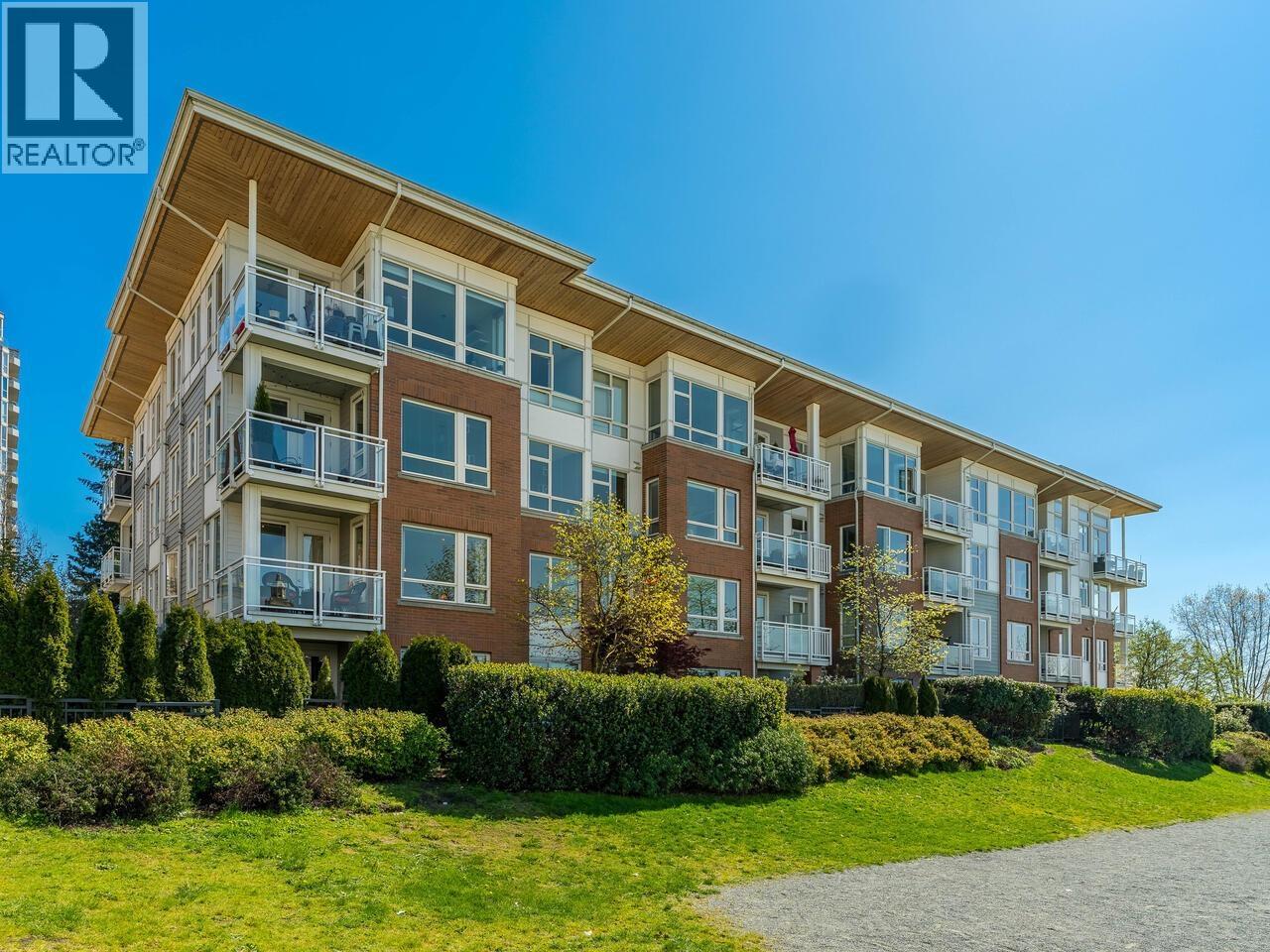 717 Chesterfield Avenue Unit 203, North Vancouver, BC V7M 3L8