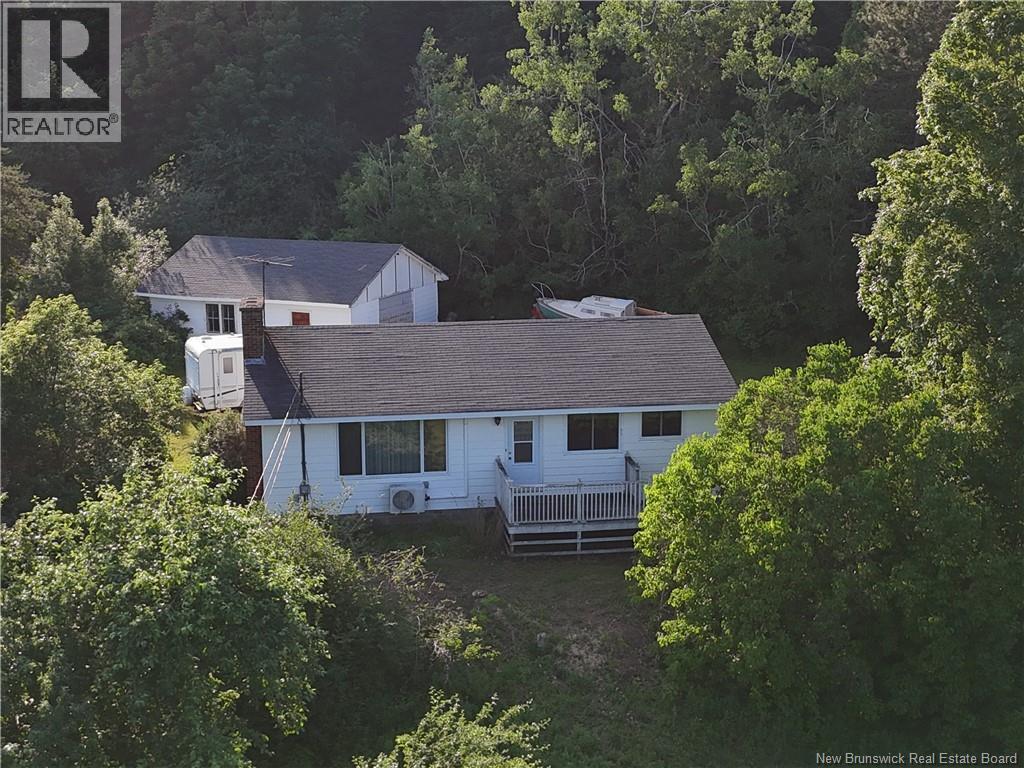 84 Norton Shore Rd, Hampton, NB E5N 6J6