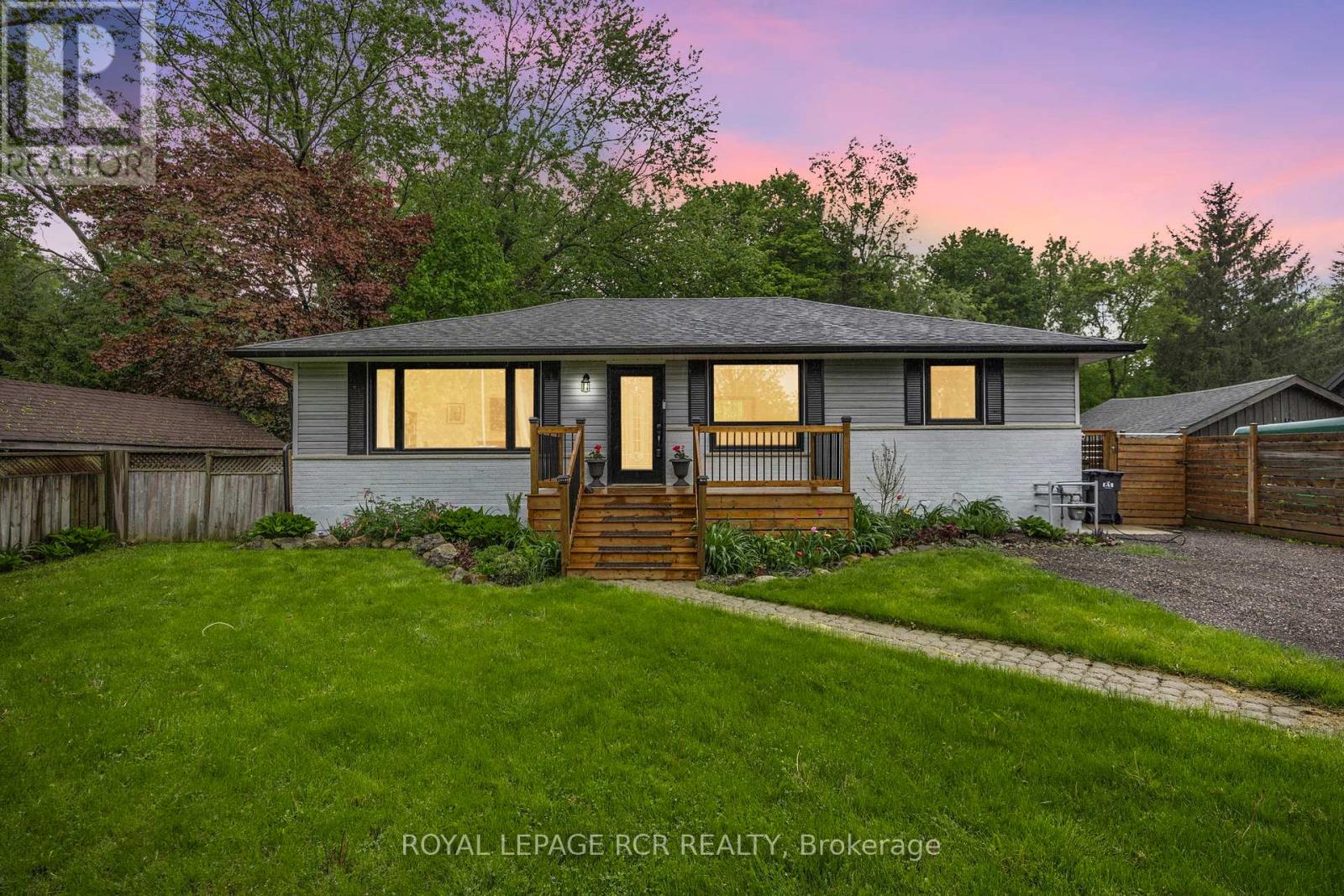 61 William St E, Caledon, ON L7K 1N7