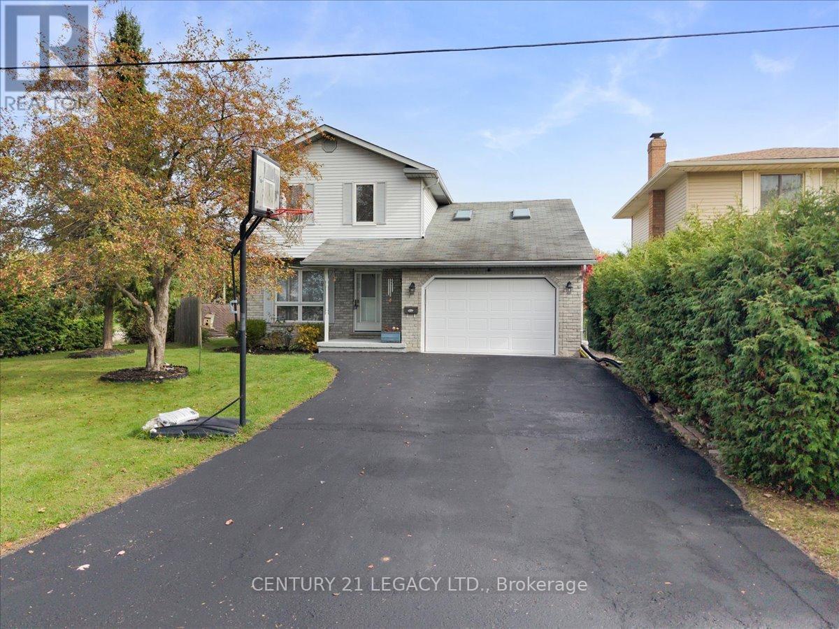 3 Nelson Ave, Kitchener, ON N2K 1C7