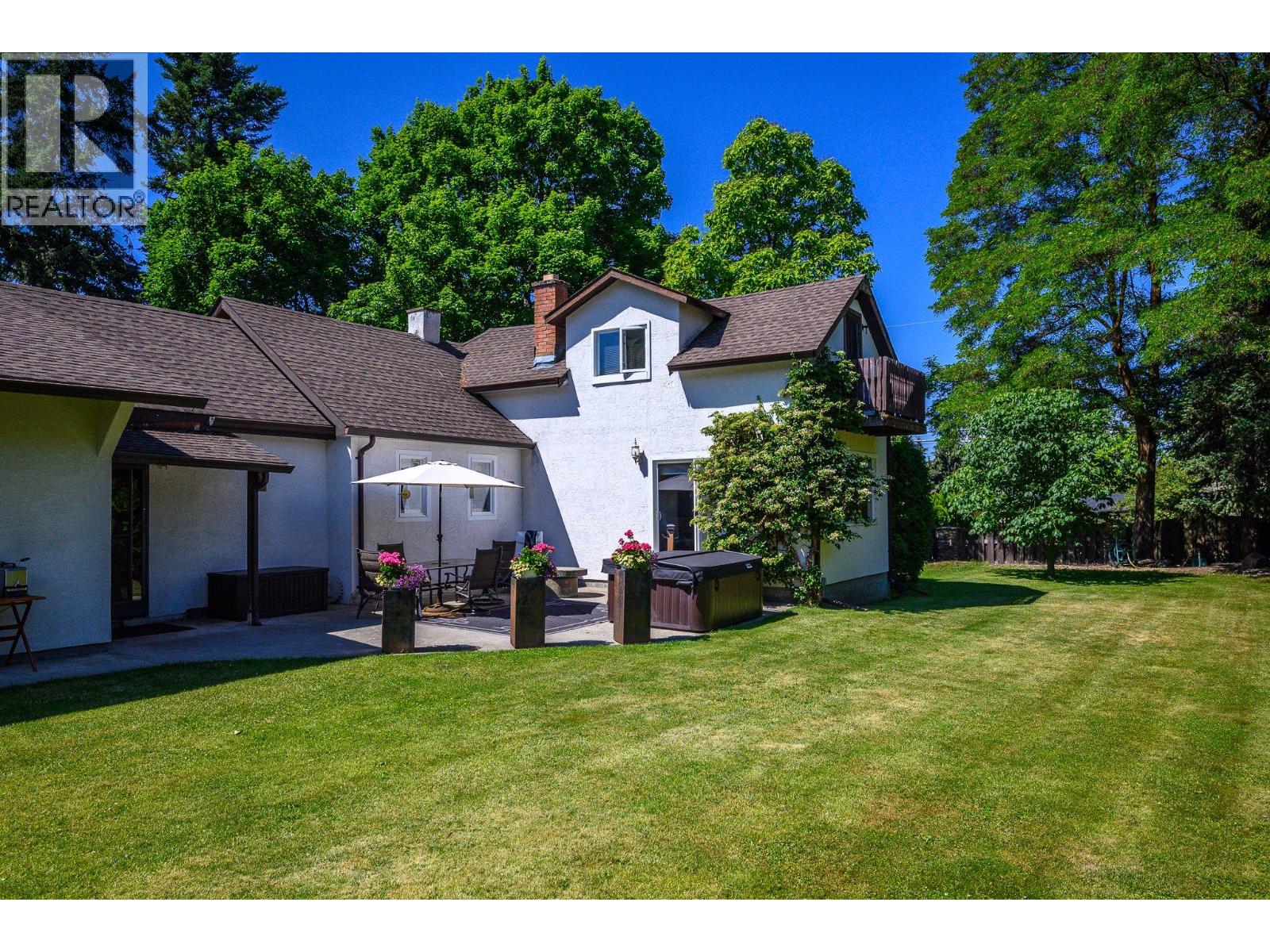 6775 La Rd, Vernon, BC V1B 3T1