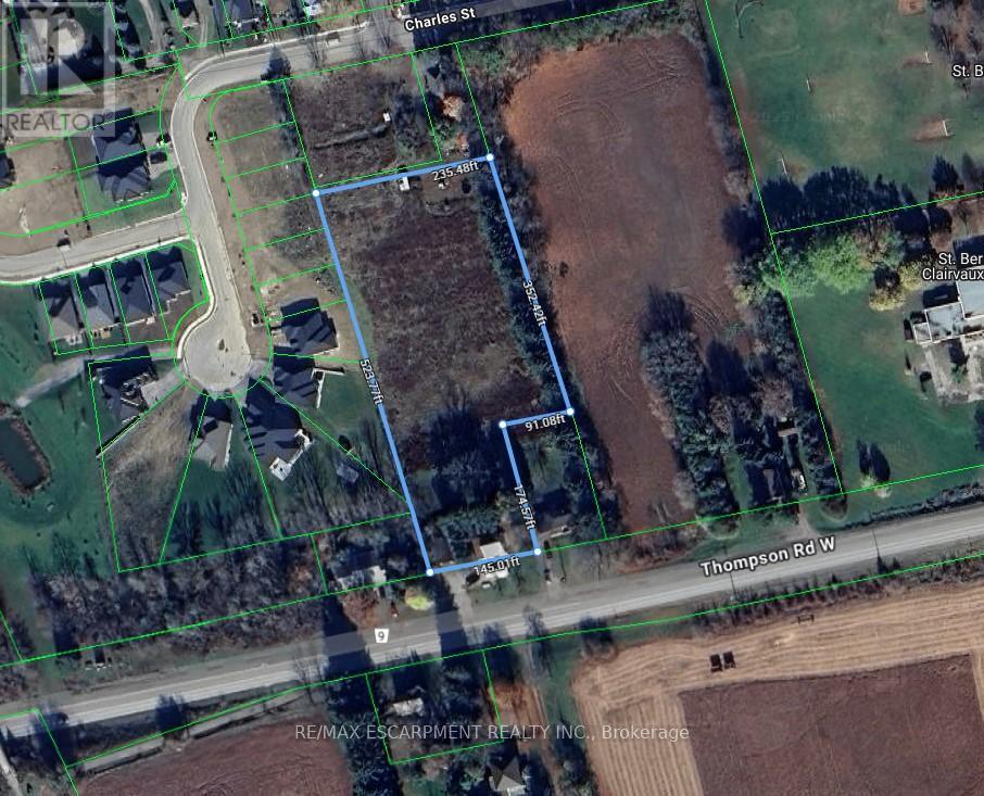 211 Thompson Rd W, Norfolk Waterford, ON N0E 1Y0