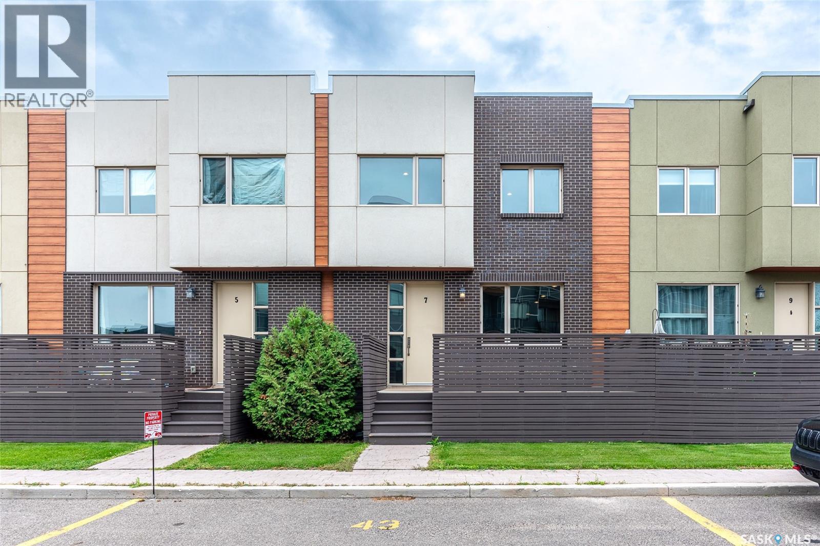 103 Willis Crescent Unit 7, Saskatoon, SK S7T 0X9