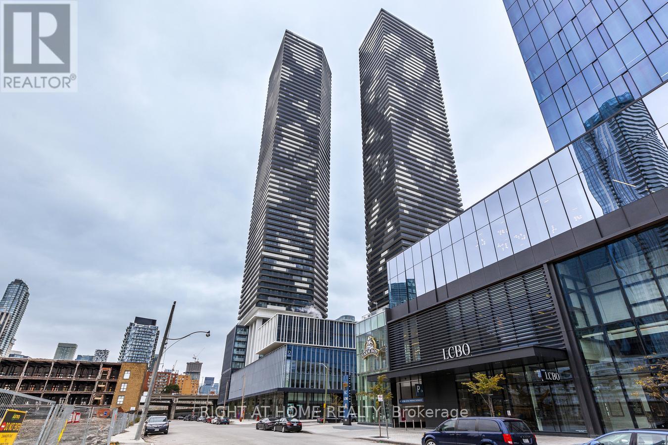 2808 55 Cooper St, Toronto, ON M5E 0G1