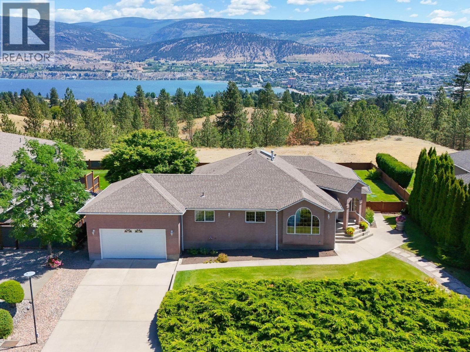 1893 Sandstone Dr, Penticton, BC V2A 8Y6
