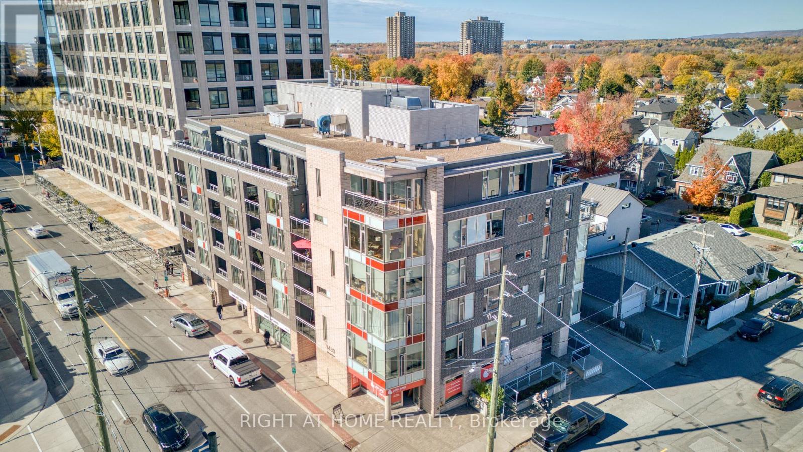 1433 Wellington Street West #206, Ottawa, ON K1Y 2X4