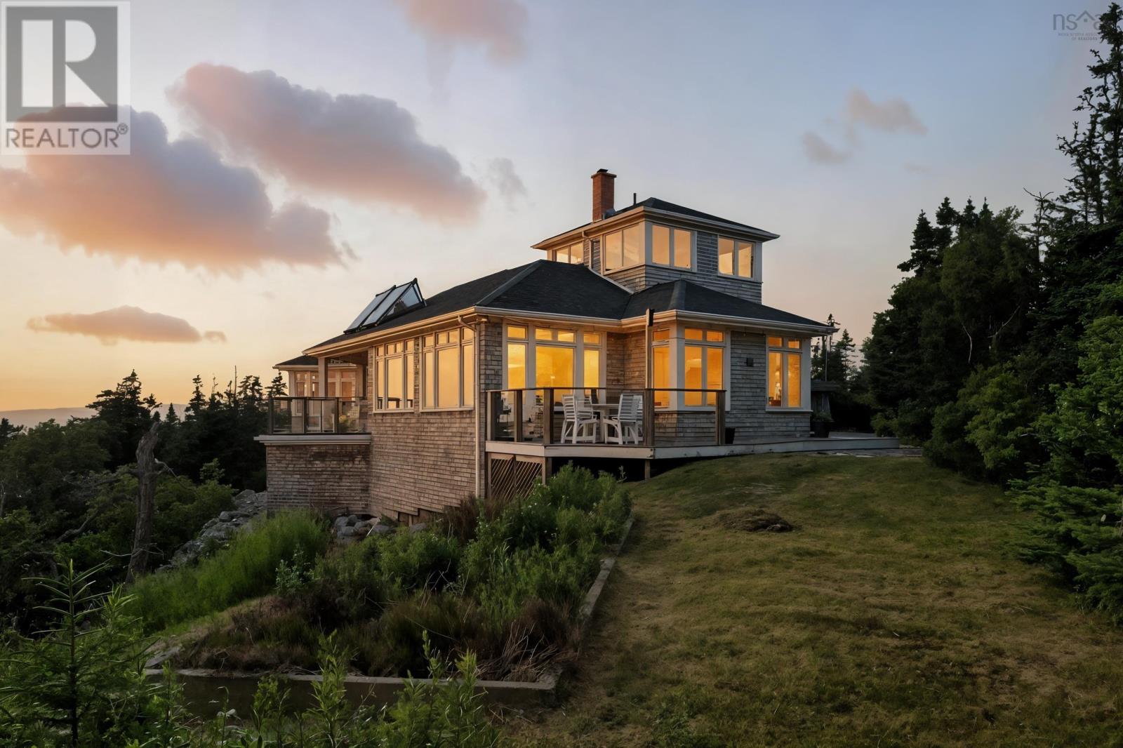 196 White Point Run, Northwest Cove, NS B0J 1T0