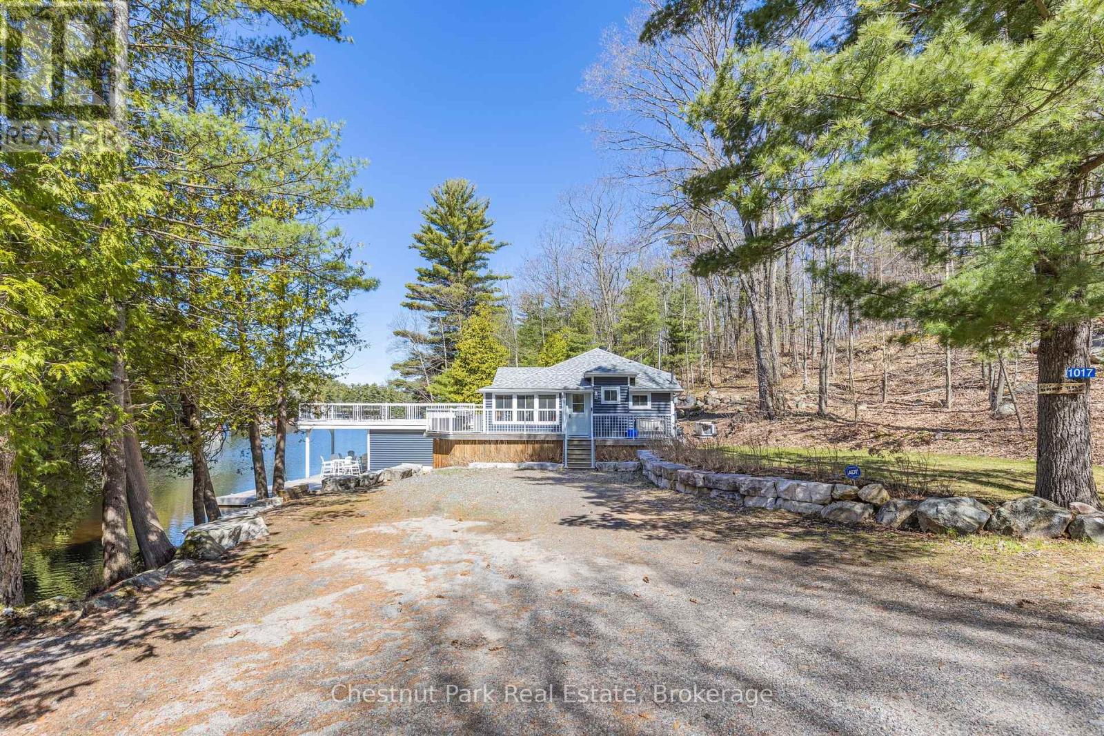 1017 Dark Bay Rd, Muskoka Lakes Wood Muskoka Lakes, ON P0C 1A0