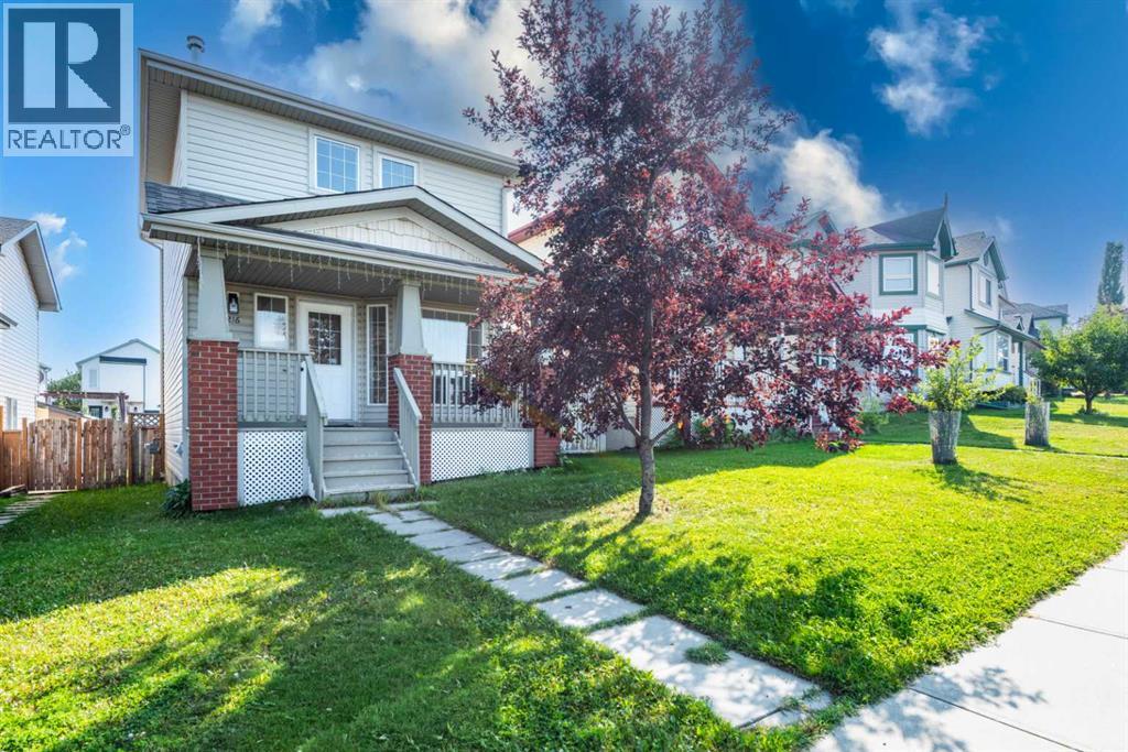 216 Hidden Hills Rd NW, Calgary, AB T3A 5Y1