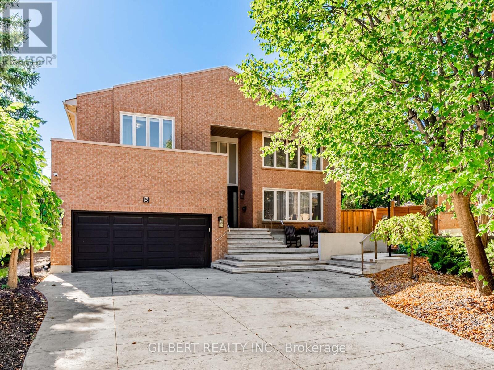 5 Lunau Ln, Markham, ON L3T 5N1