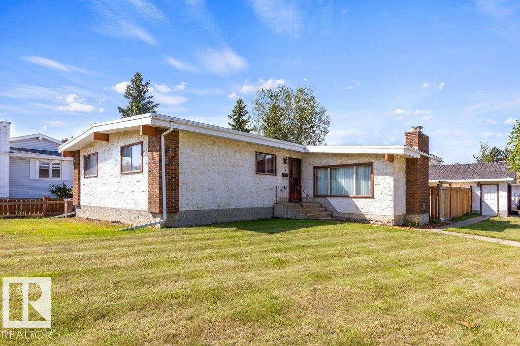 13 Lucerne Cr, St. Albert, AB T8N 2R1