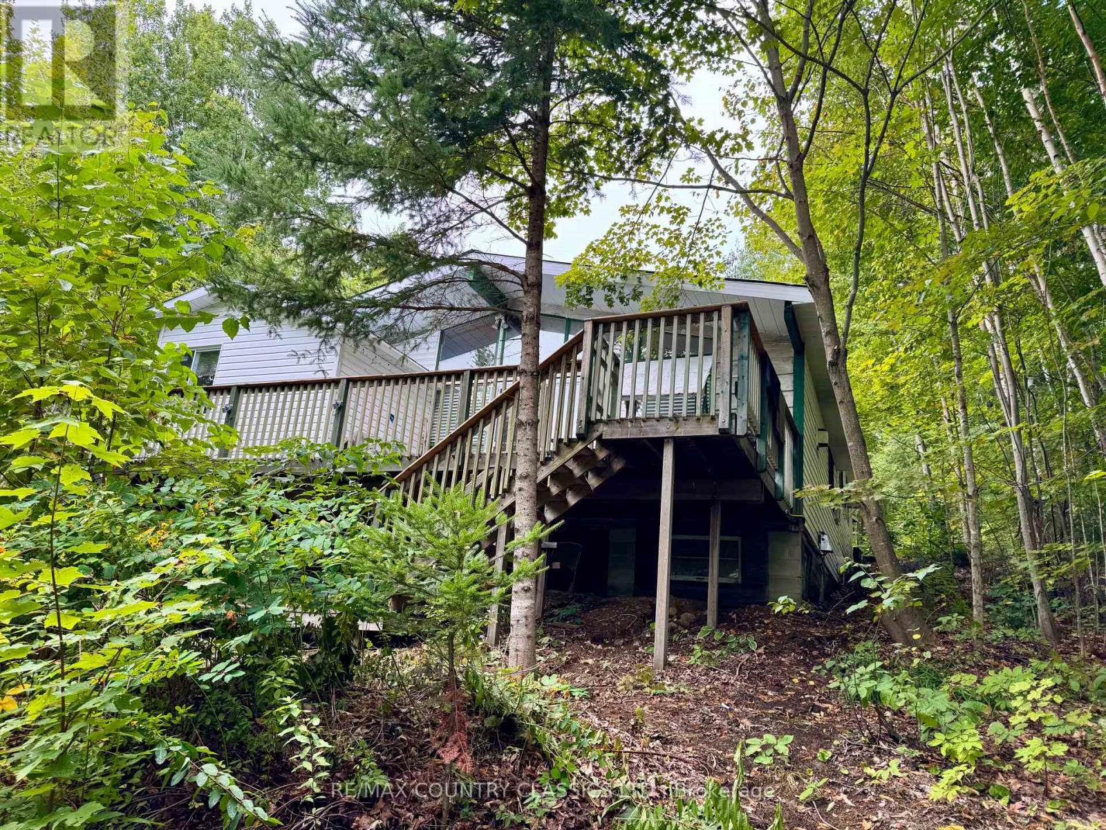 256 Elgin Rd, Hastings Highlands, ON K0L 2K0