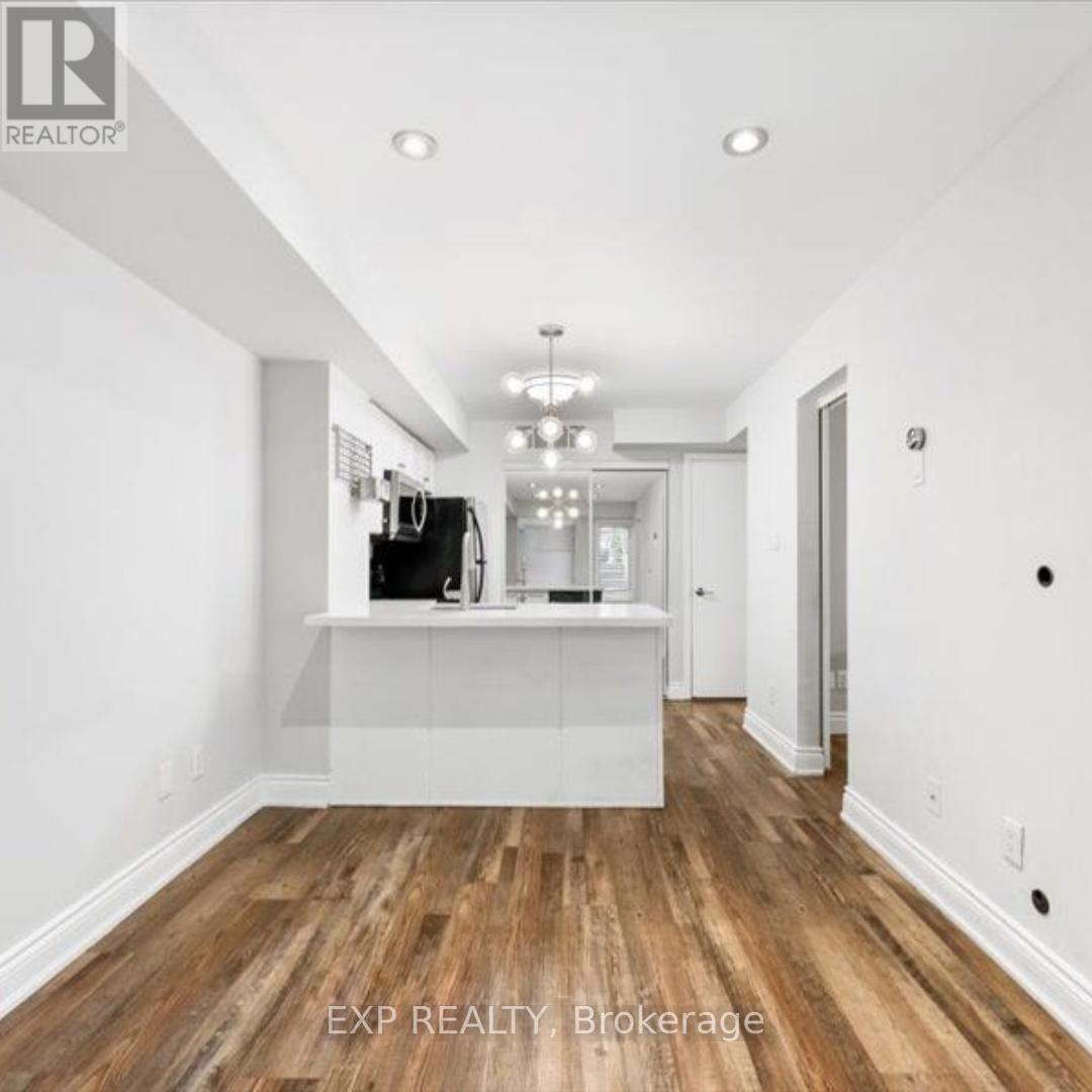 10 Laidlaw St, Toronto, ON M6K 1X2