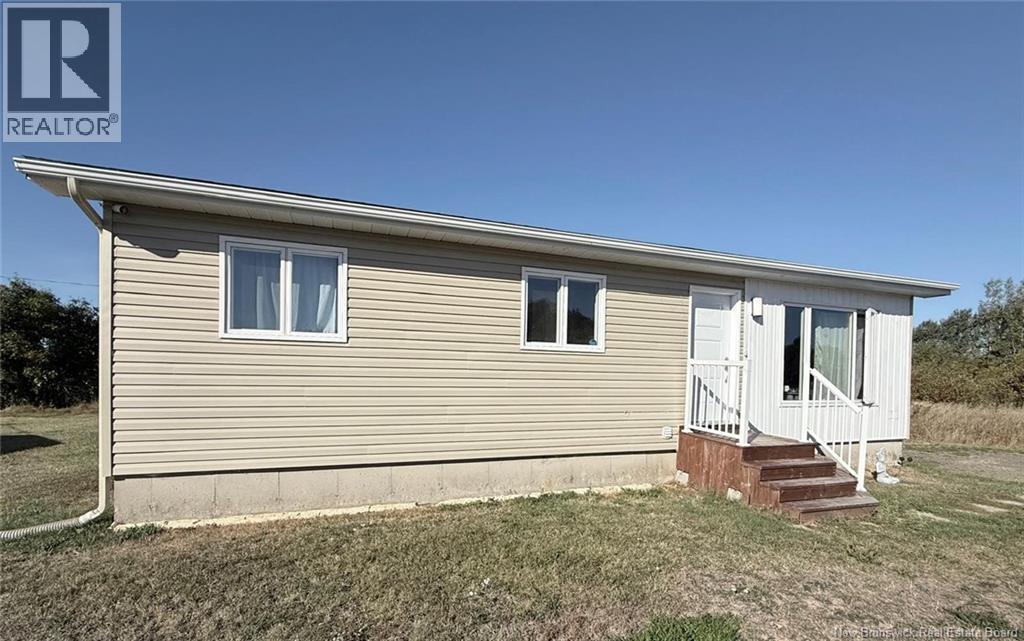 48 De Leglise, Bouctouche, NB E4S 2Z9