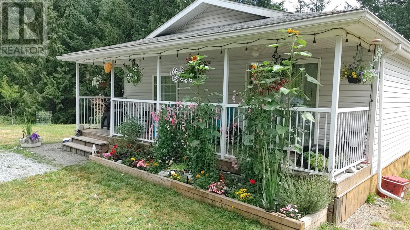 1212 Fairfield Rd, Cobble Hill, BC V8H 0H4