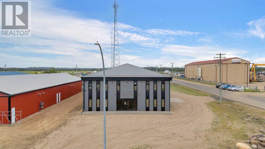 67 Street Unit 3620, Ponoka, AB T4J 1J8