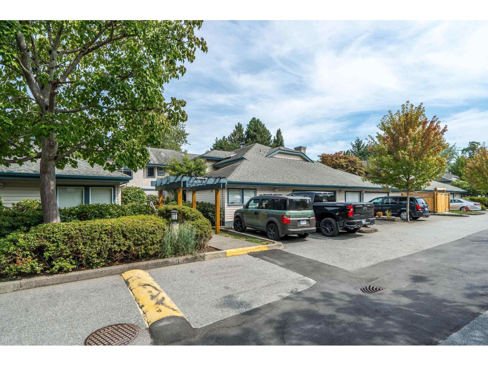5670 208 Street Unit 49, Langley, BC V3A 8G4