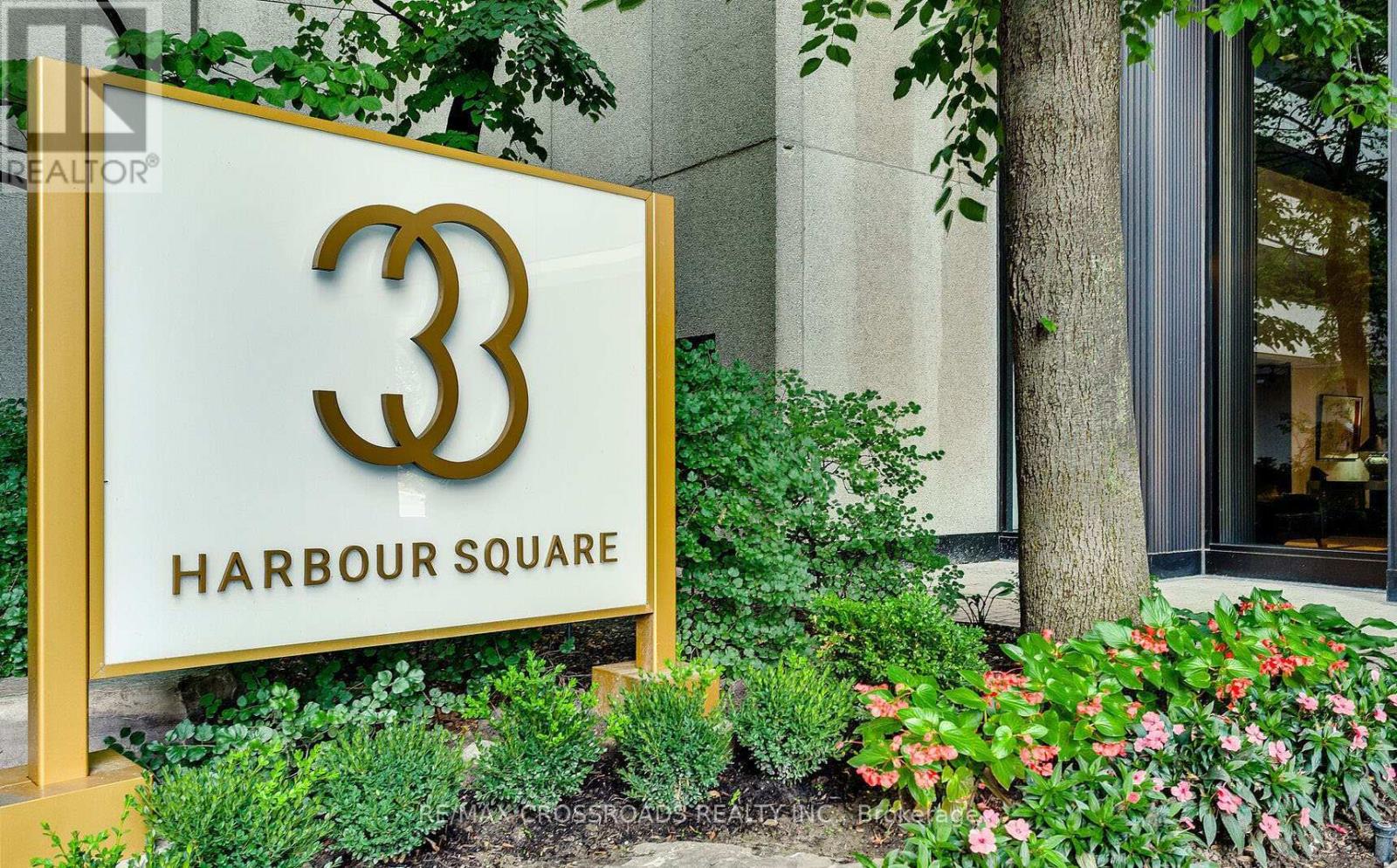 2212 33 Harbour Sq, Toronto, ON M5J 2G2