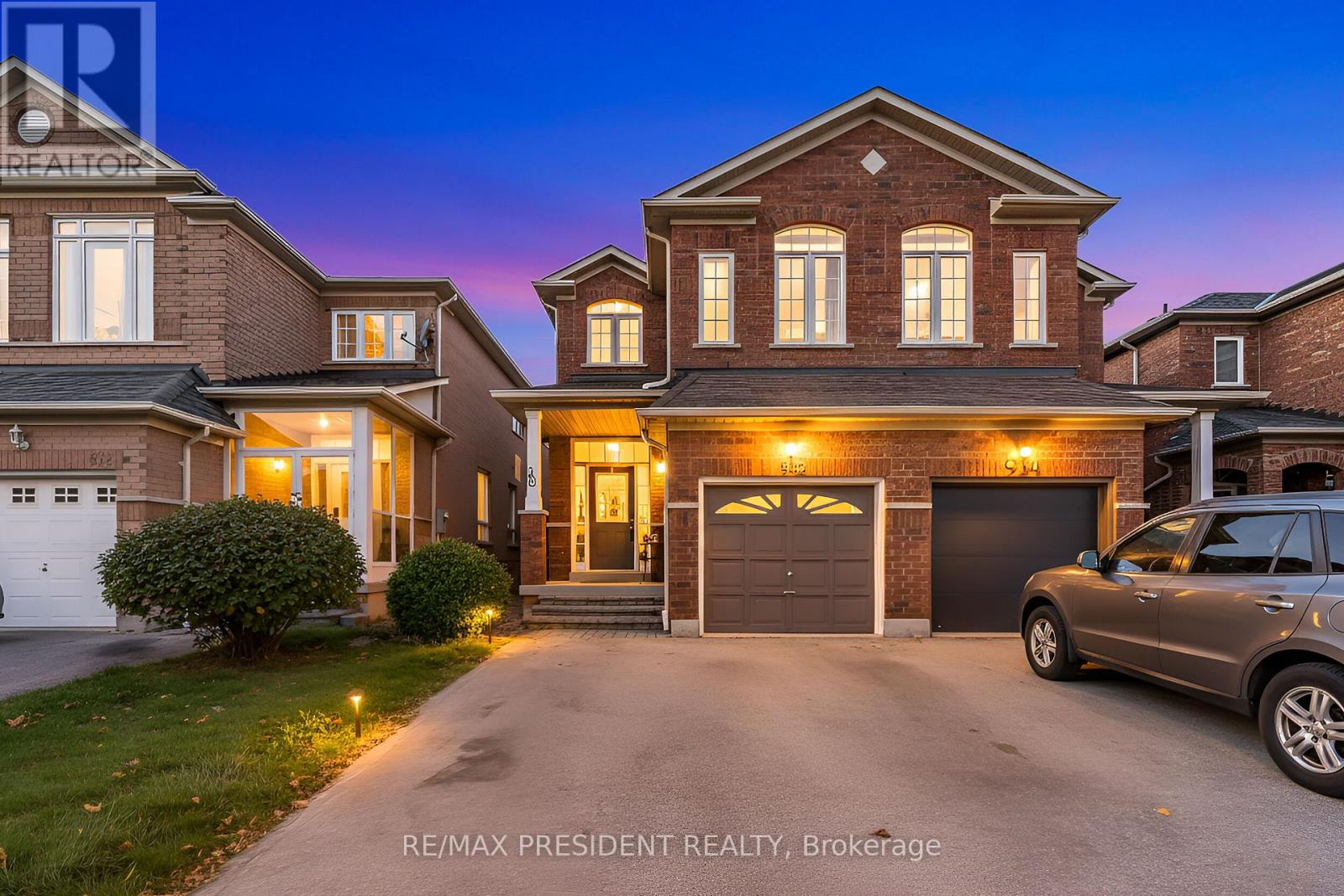 932 Ledbury Cres, Mississauga, ON L5V 2P8