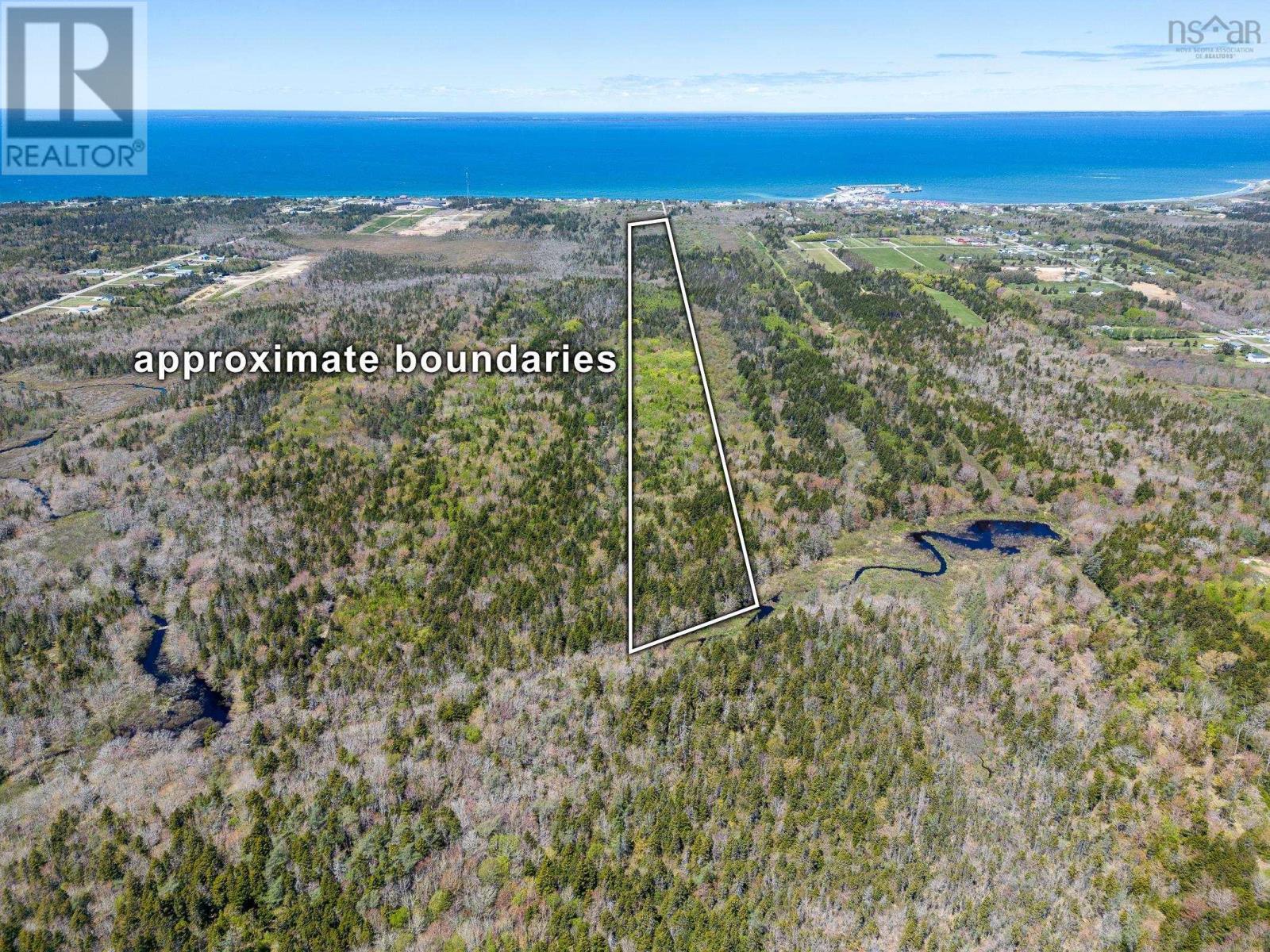 94 Bay View Ln, Meteghan, NS B0W 2J0