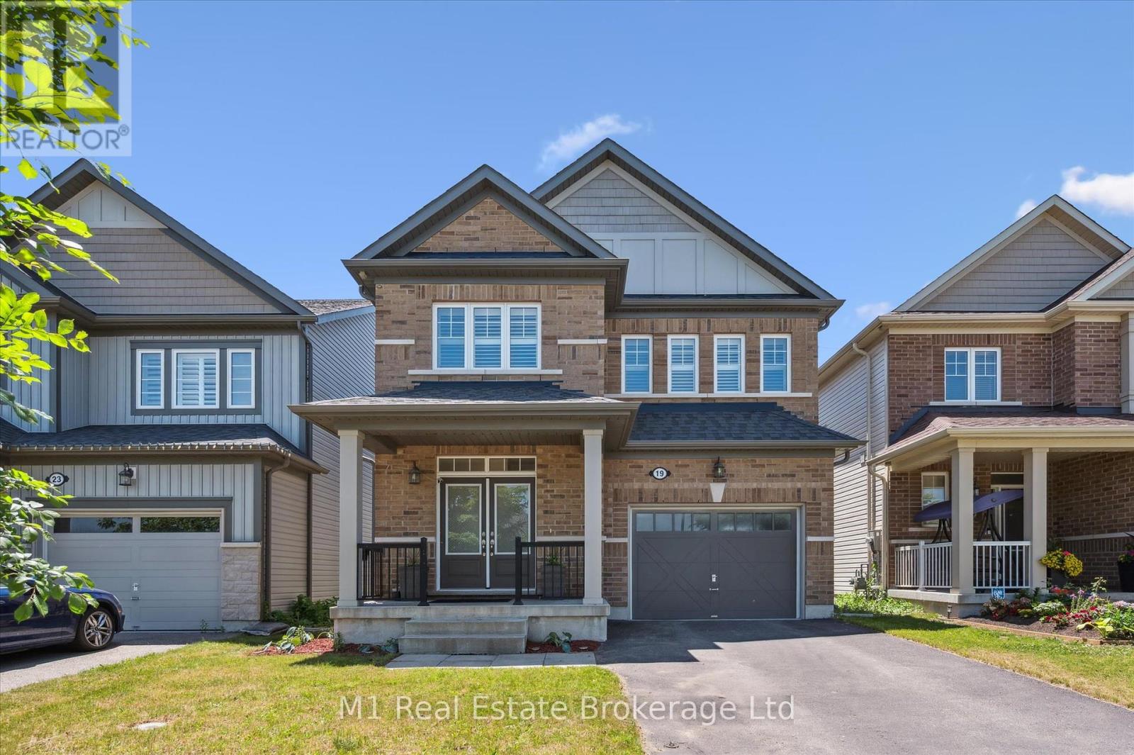 19 Findlay Way, Centre Wellington, ON N1M 0A4