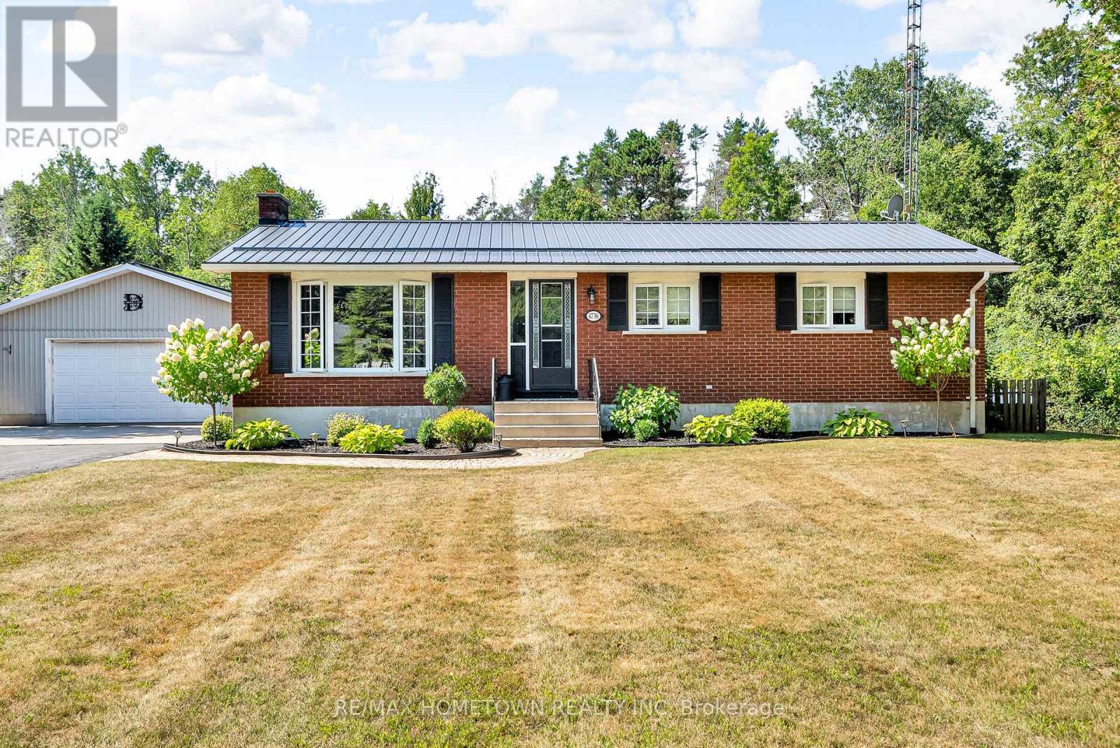 4736 County Road 18 Rd, Augusta, ON K0E 1T0
