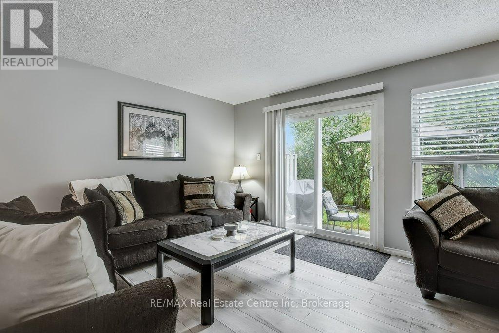 93 45 Marksam Rd, Guelph, ON N1H 6Y9