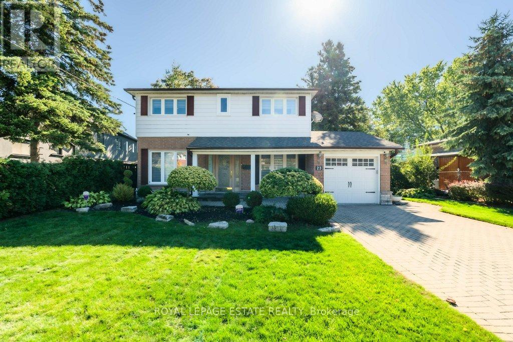 23 Lisburn Cres, Toronto Don Valley Village, ON M2J 2Z4
