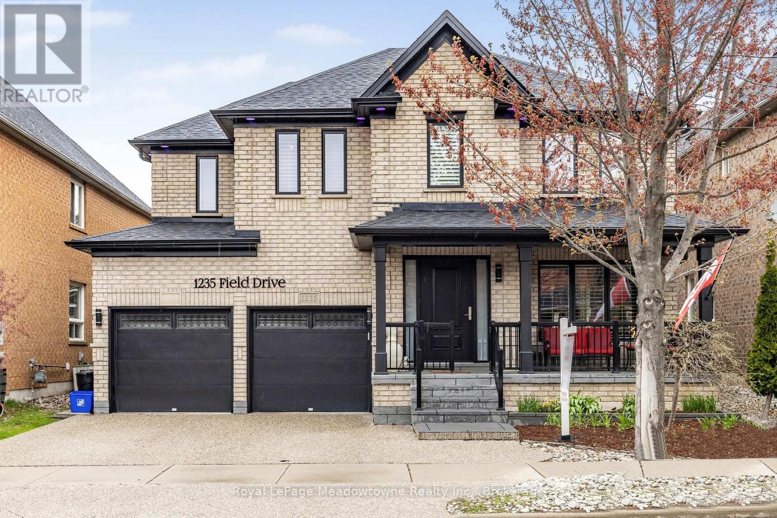 1235 Field Dr, Milton, ON L9T 6G4