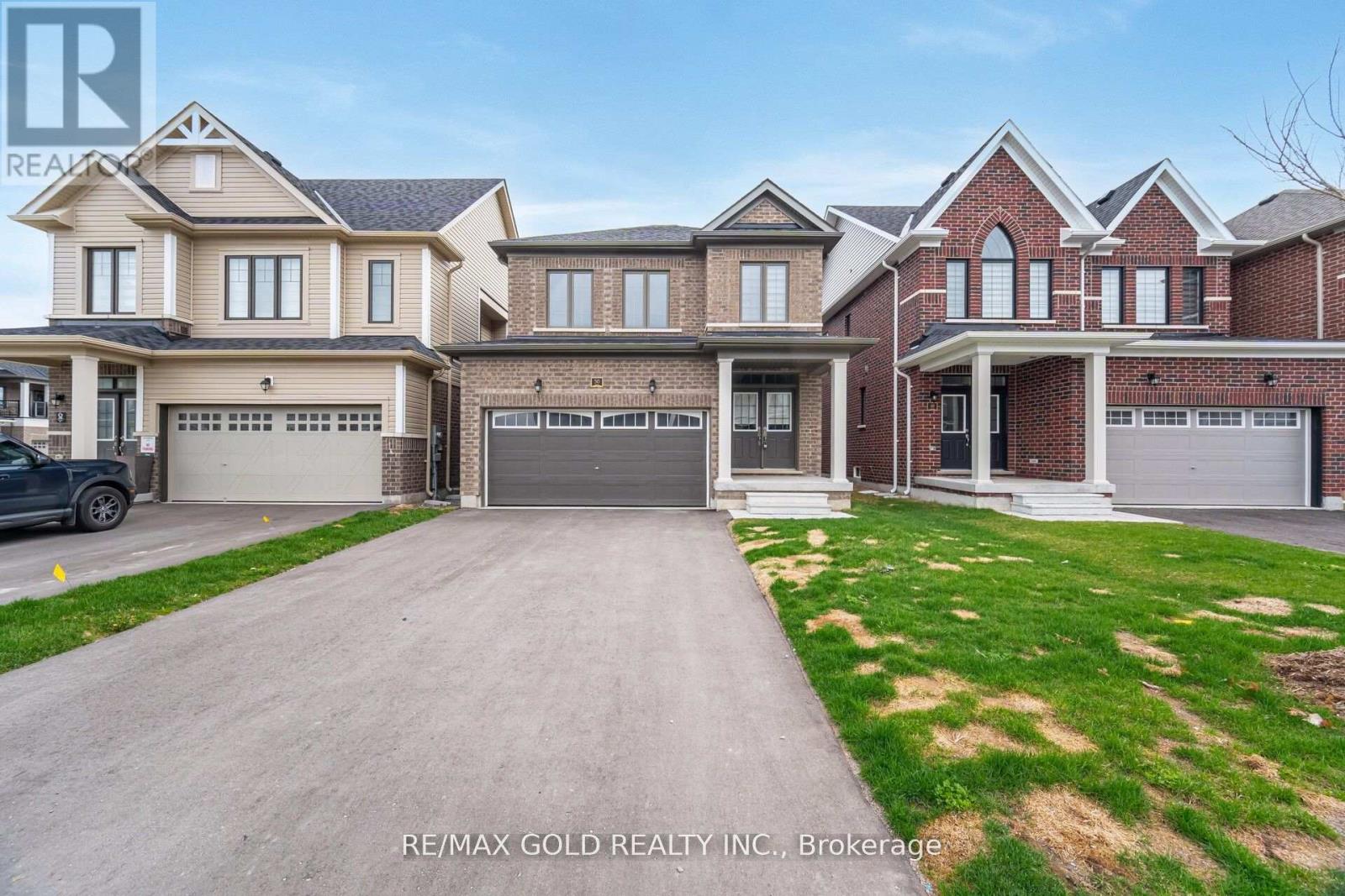 50 Prudhoe Ter, Barrie, ON L9J 0L5