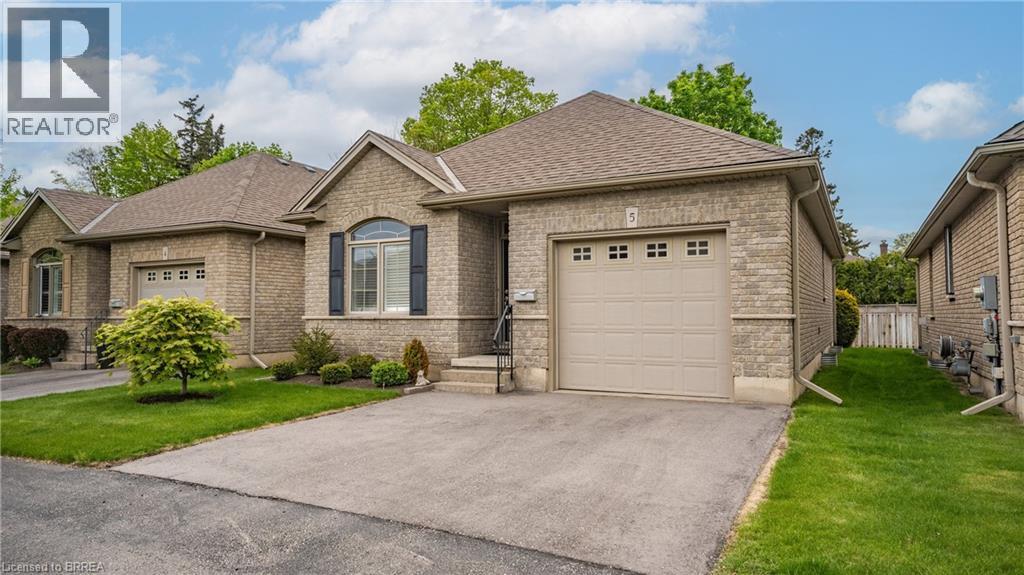 95 N Park Street Unit 5, Brantford, ON N3R 4K2