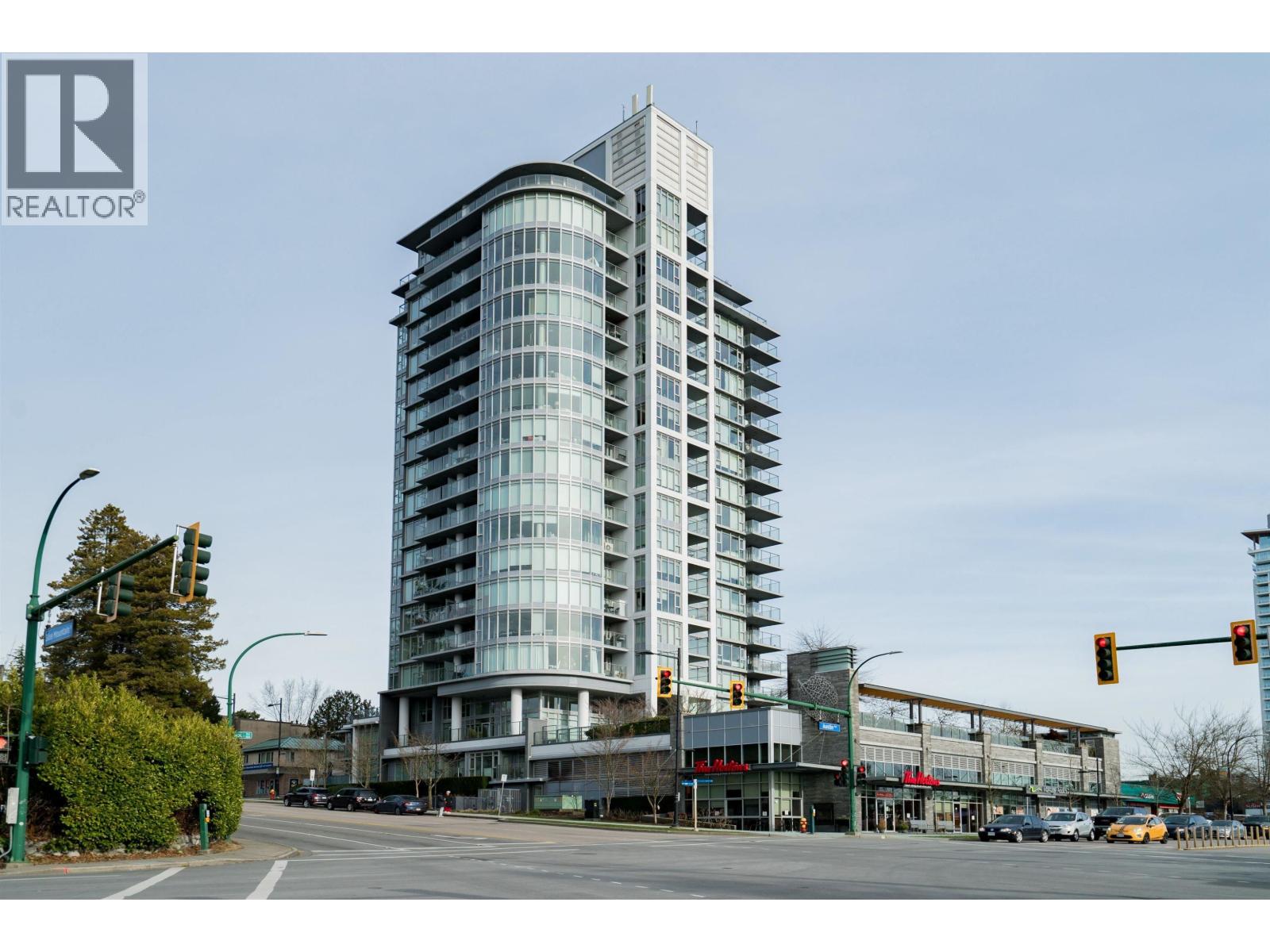 958 Ridgeway Avenue Unit 801, Coquitlam, BC V3K 0C5