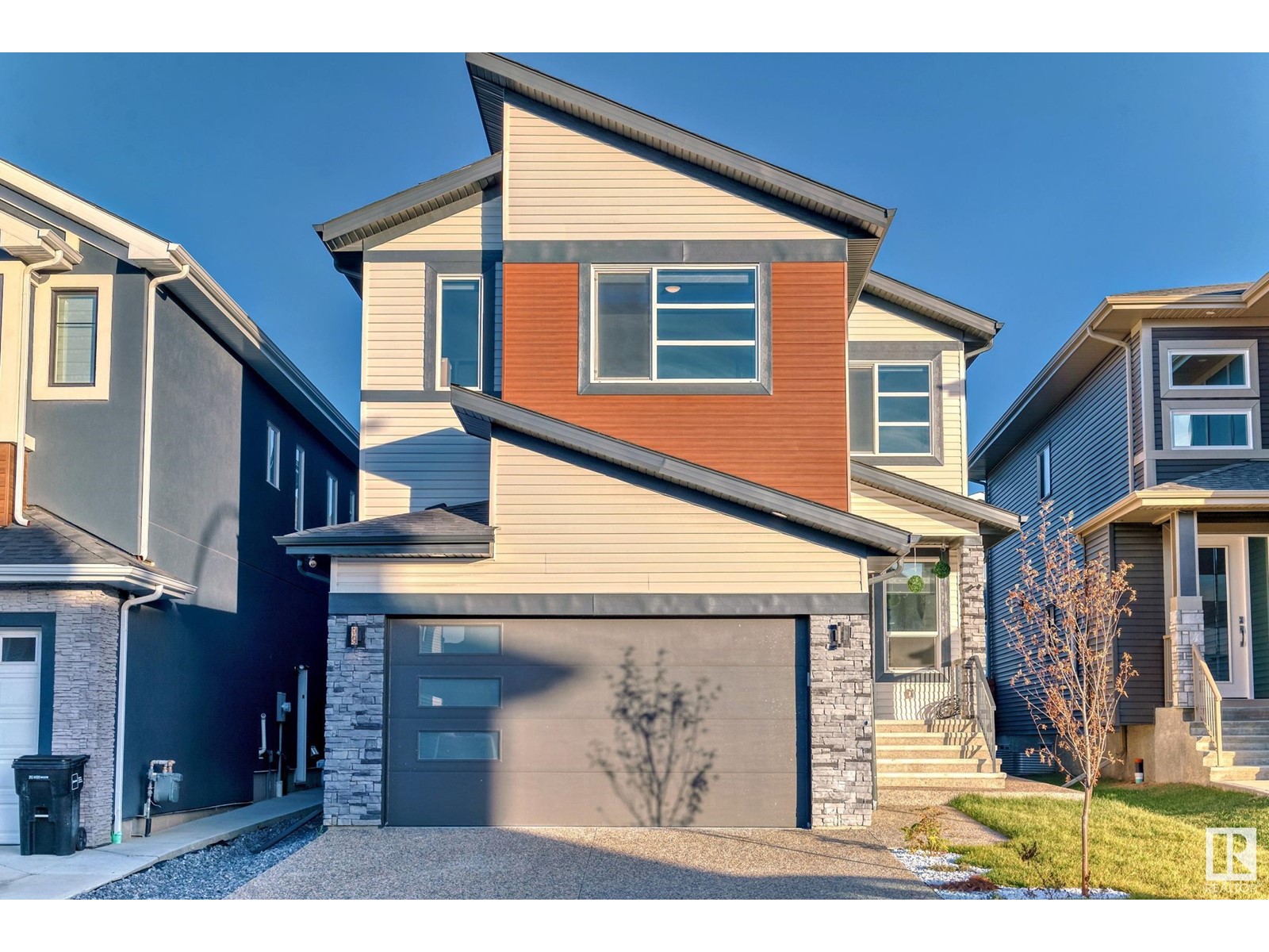 37 St Sw Unit 211, Edmonton, AB T6X 2W4