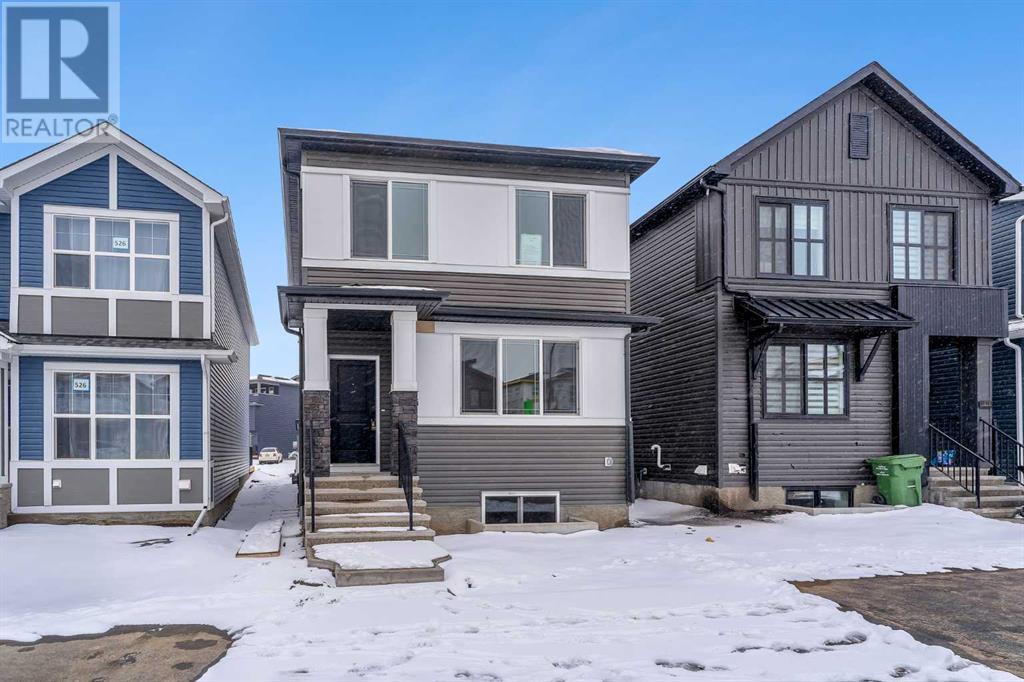 522 Lucas Blvd NW, Calgary, AB T3P 2C9