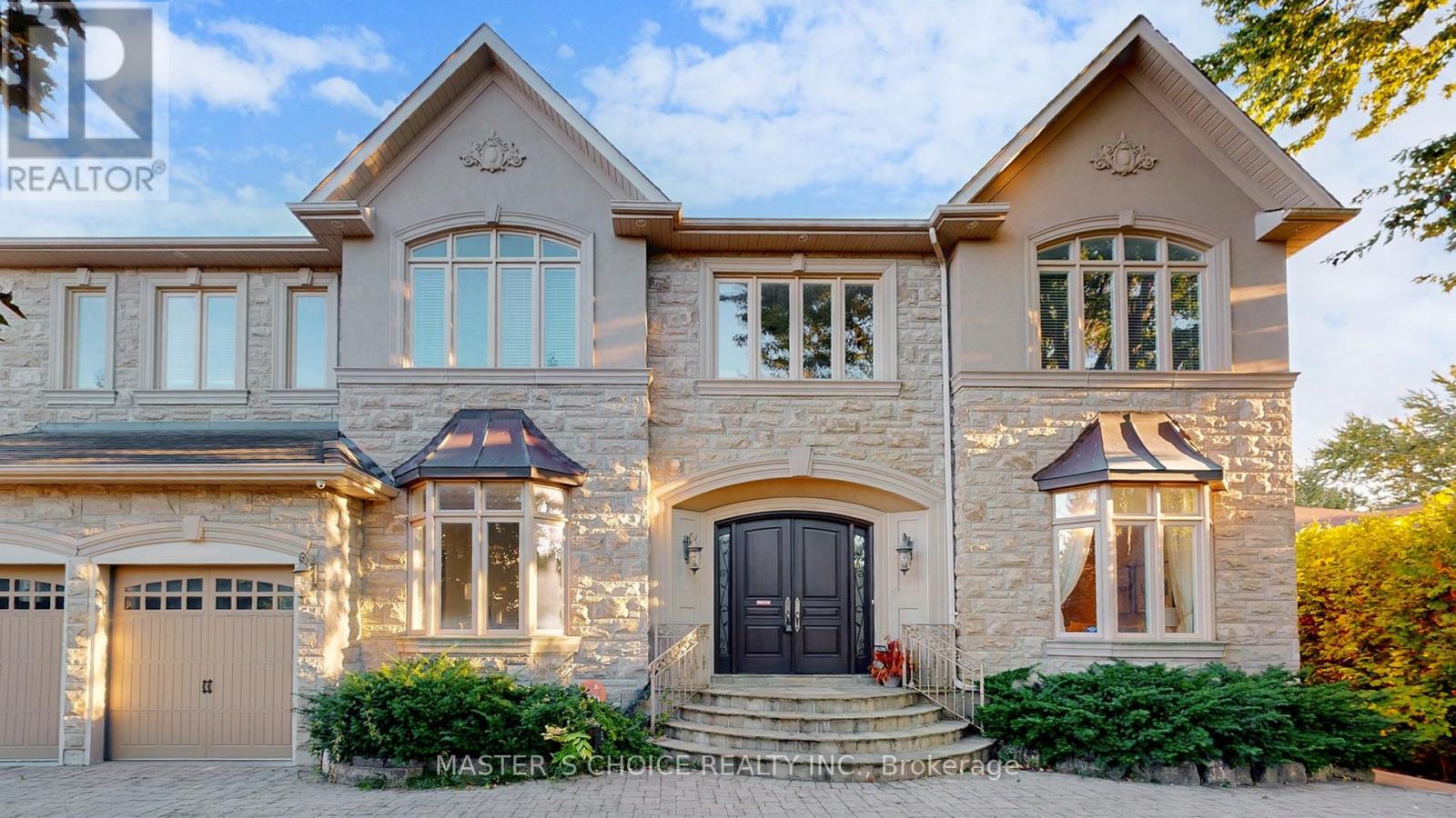 177 Duncan Rd, Richmond Hill, ON L4C 6J5