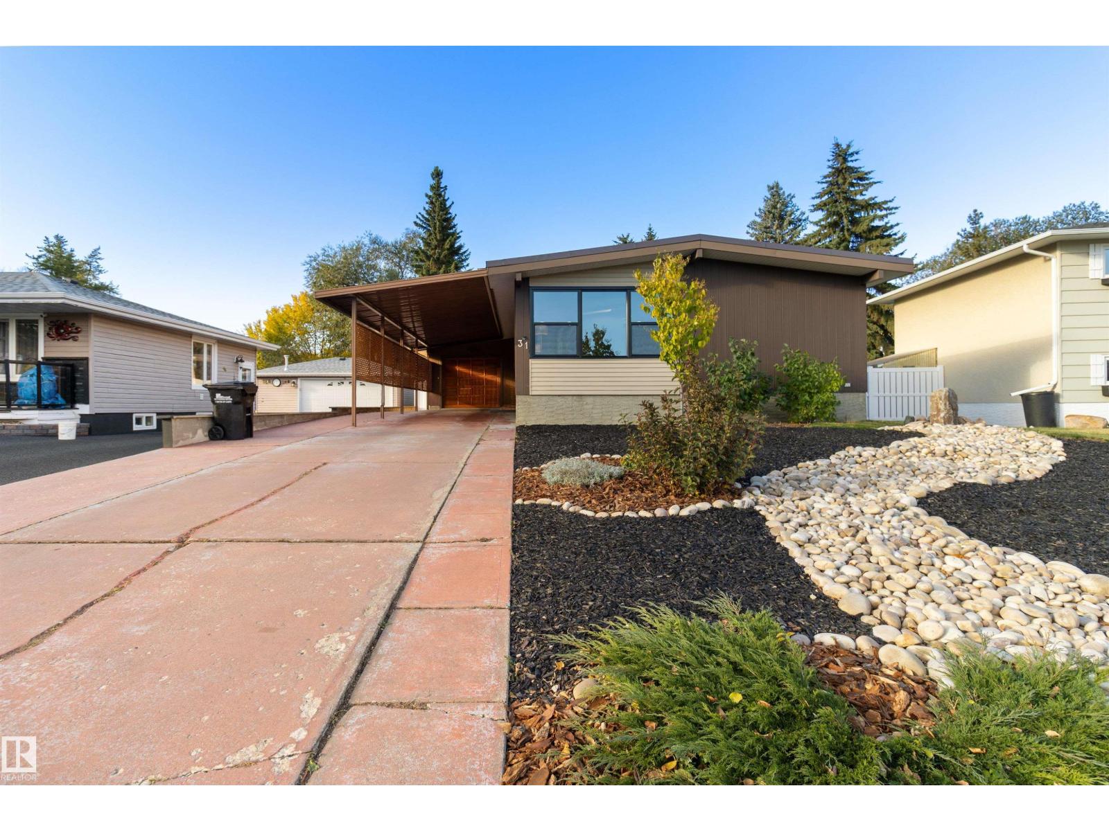 31 Curlew Cr, Sherwood Park, AB T8A 0H3
