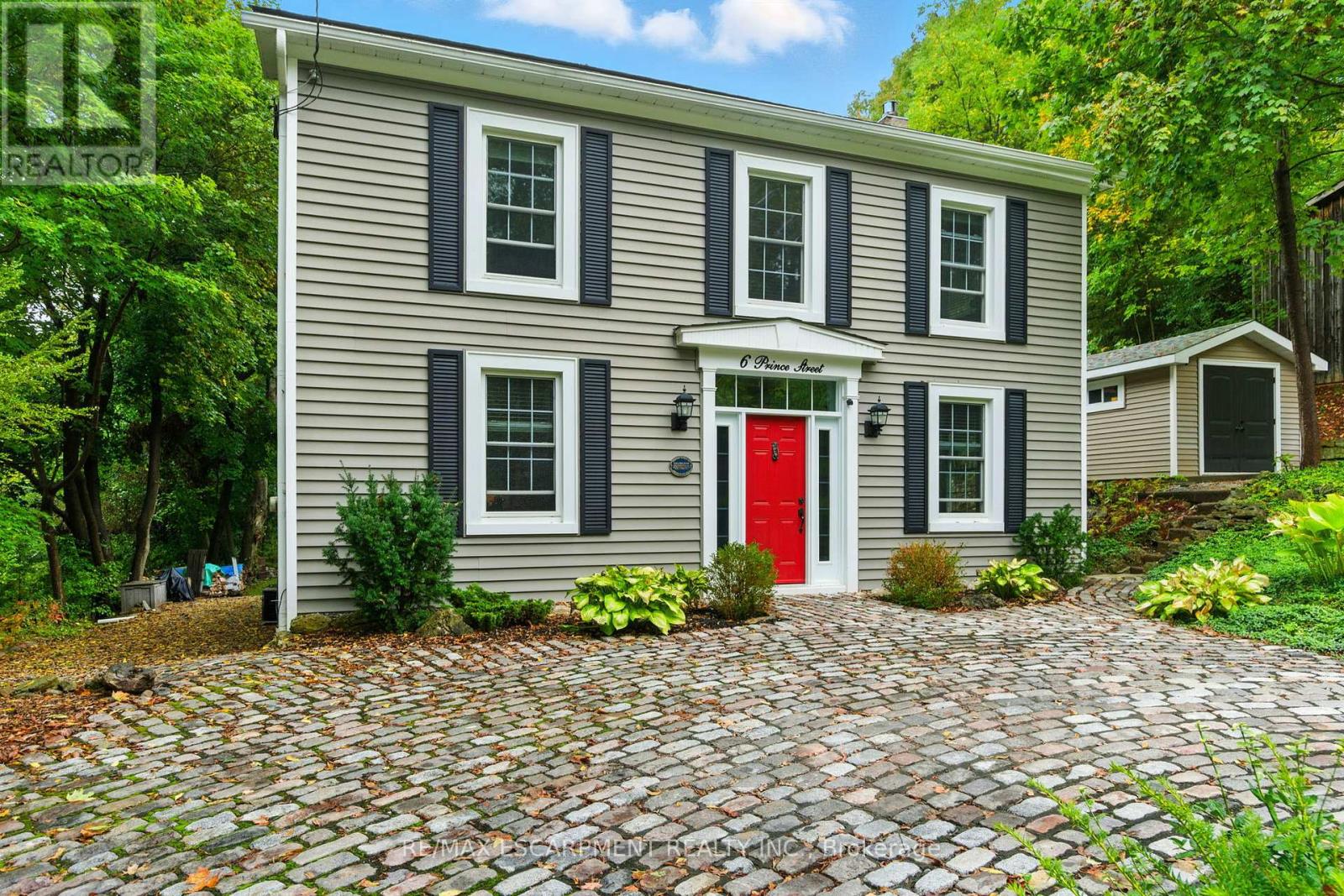 6 Prince St, Halton Hills Glen Williams, ON L7G 2X2