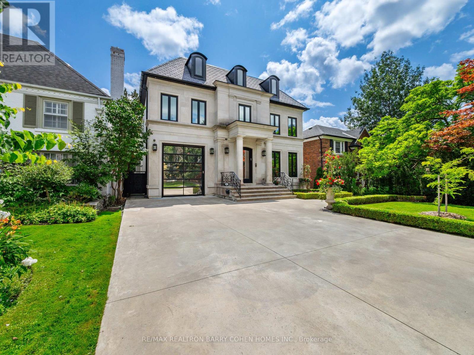 327 Cortleigh Blvd, Toronto, ON M5N 1R2